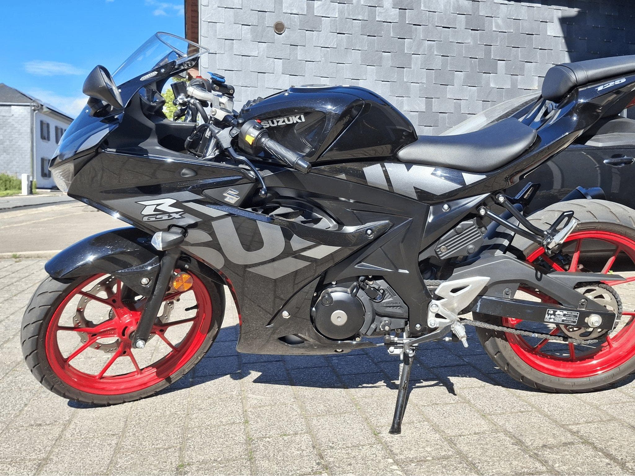 Suzuki GSXR 125 (2023) - Photo 2