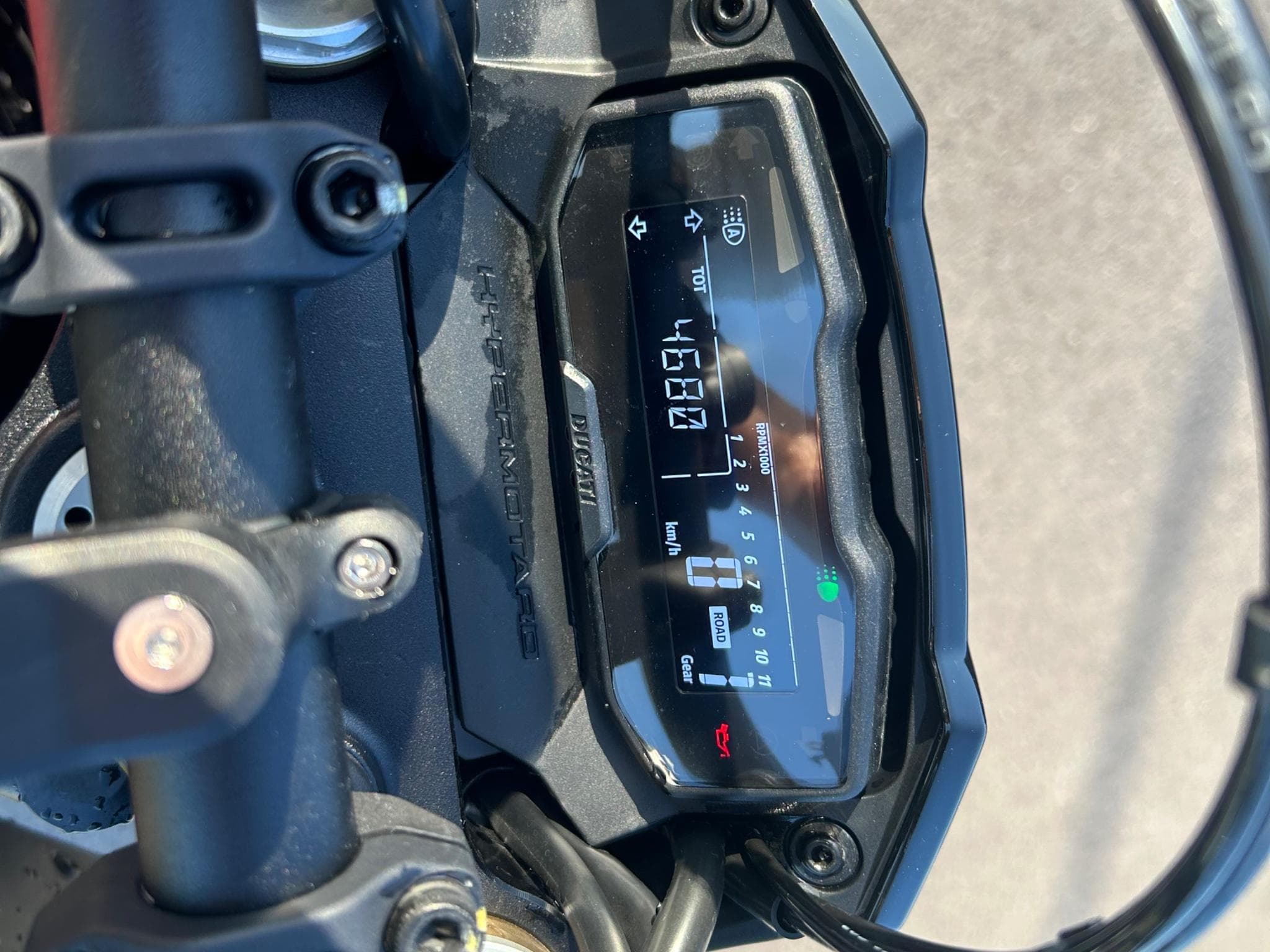 Ducati Hypermotard 698 mono rve (2024) - Photo 5