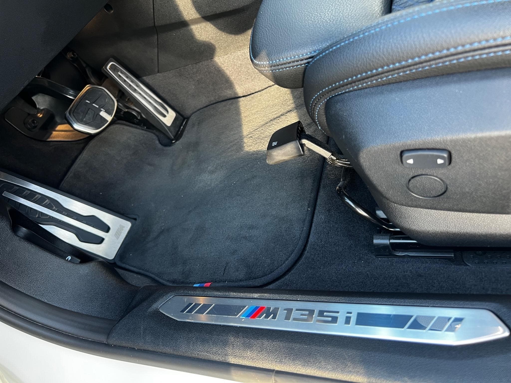 BMW 135 M135i Xdrive (2021) - Photo 6