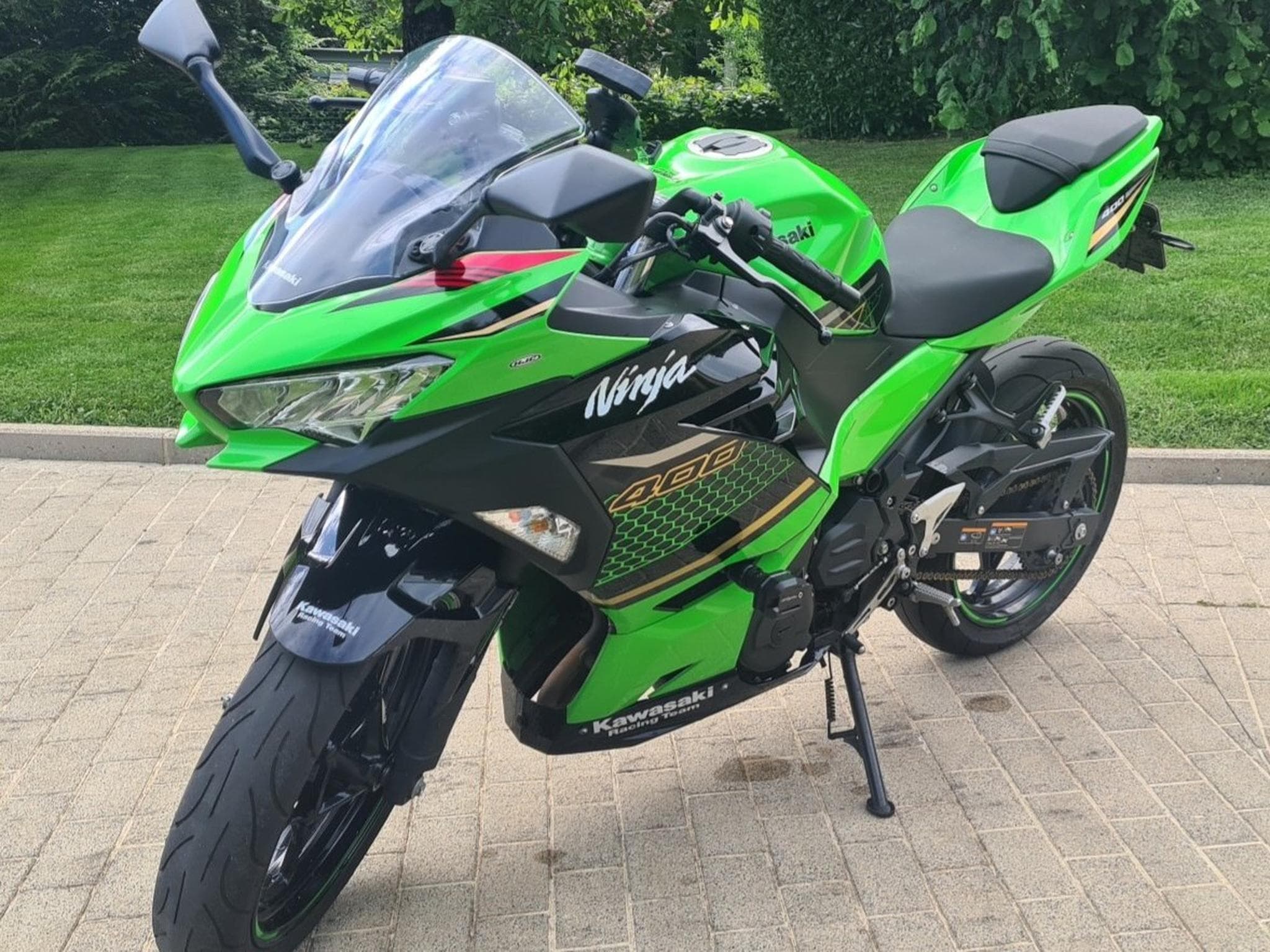 Kawasaki Ninja 400 (2020) - Photo 2