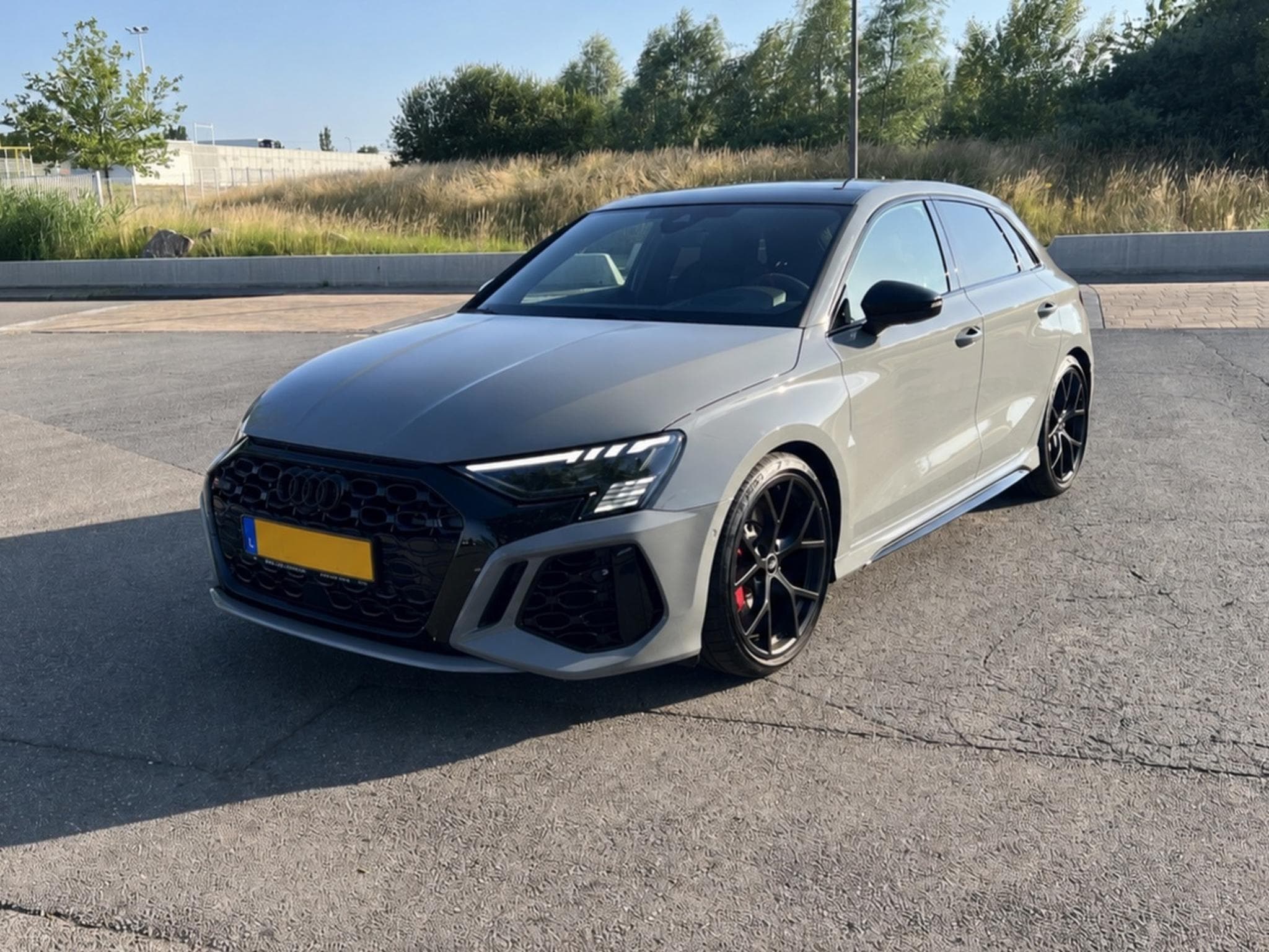 Audi RS3 (2024) - Foto 3