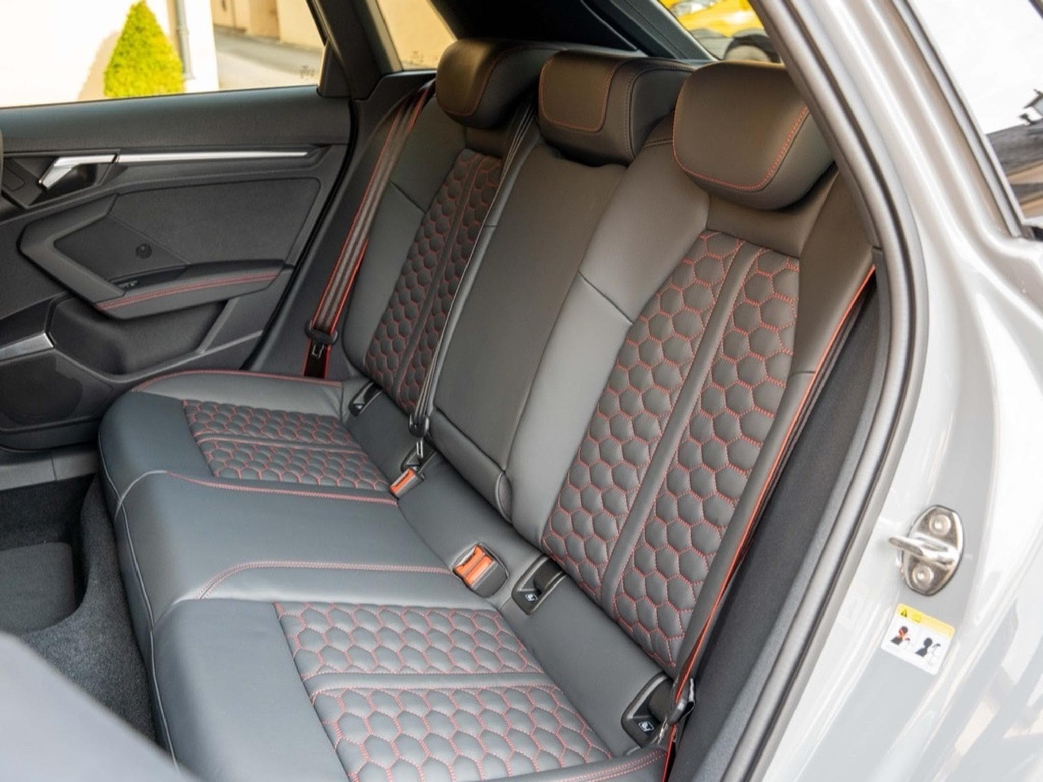 Audi RS3 (2024) - Foto 11