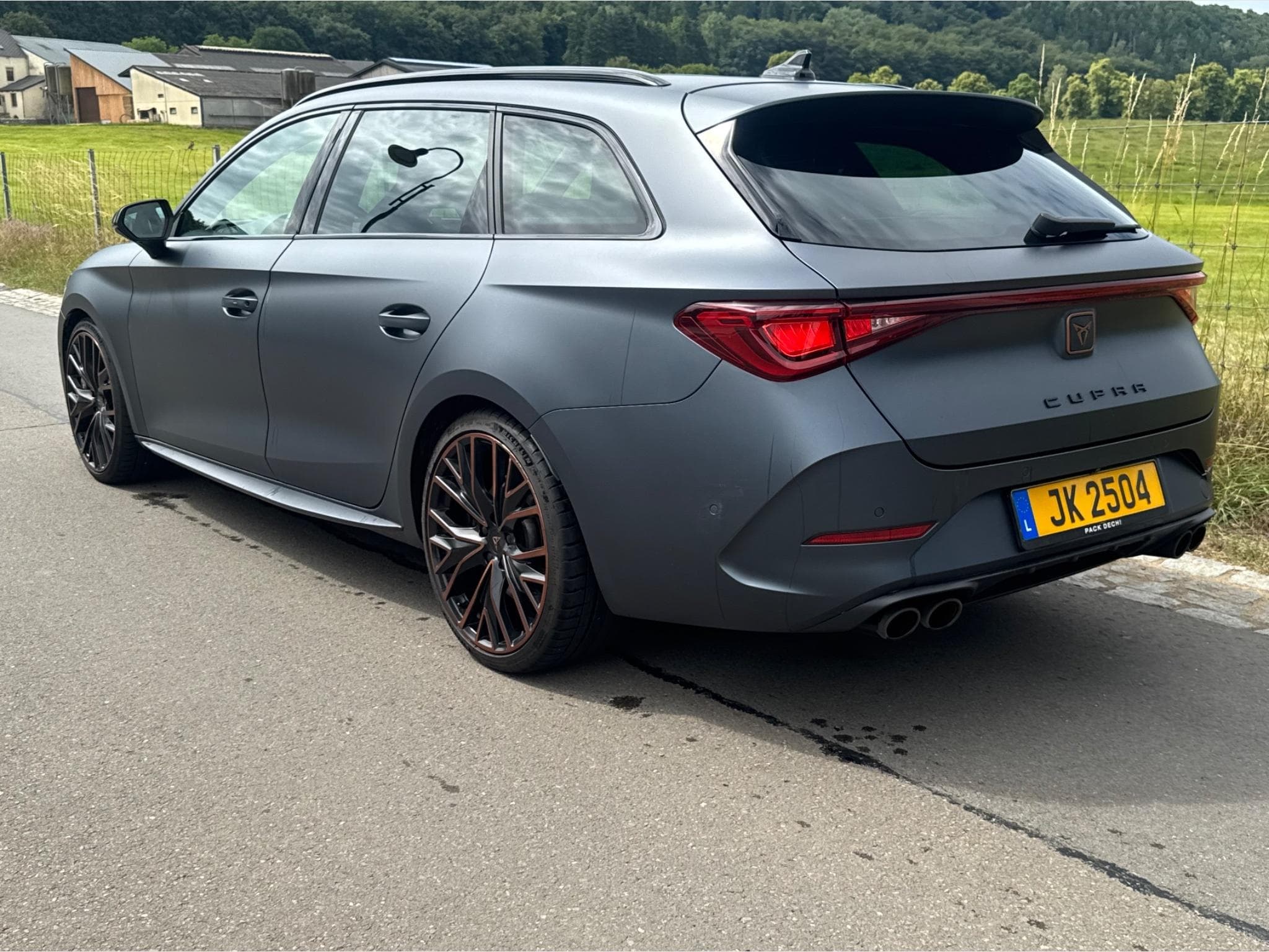 Cupra Leon 2.0 TSI de 310 ch Performance 4Drive (2021) - Foto 2