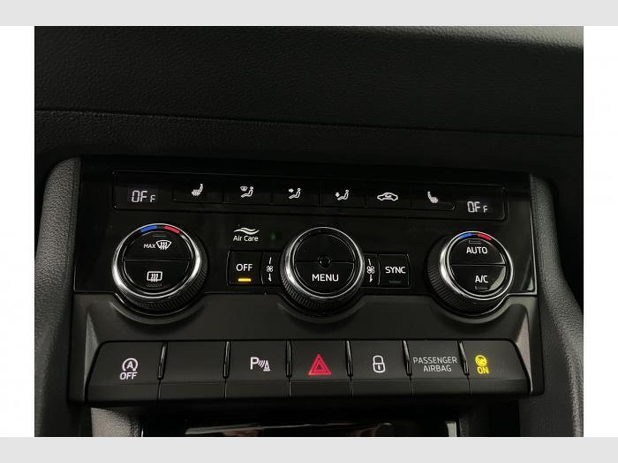 Skoda Karoq Selection (2025) - Foto 20