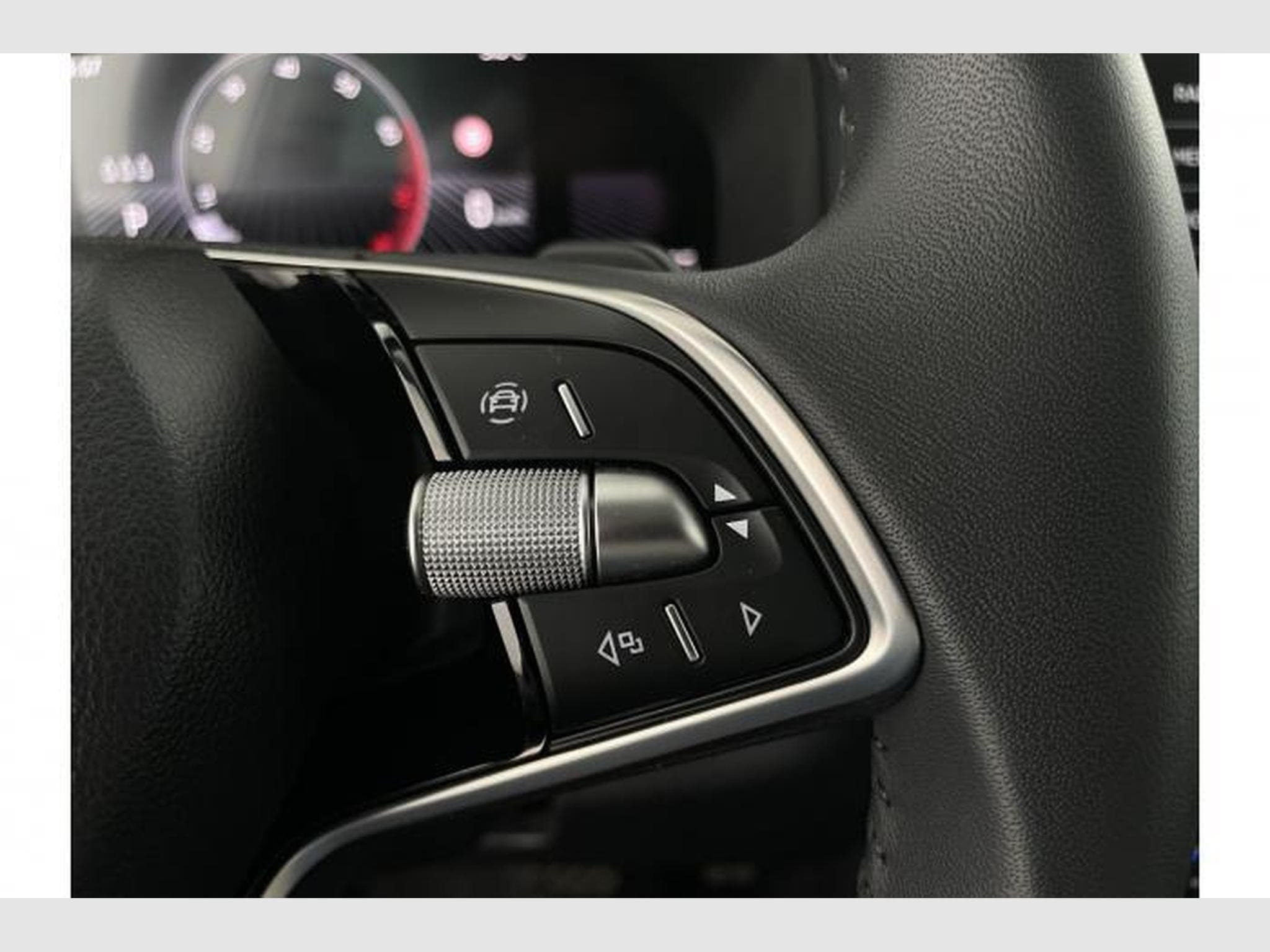 Skoda Karoq Selection (2025) - Foto 22