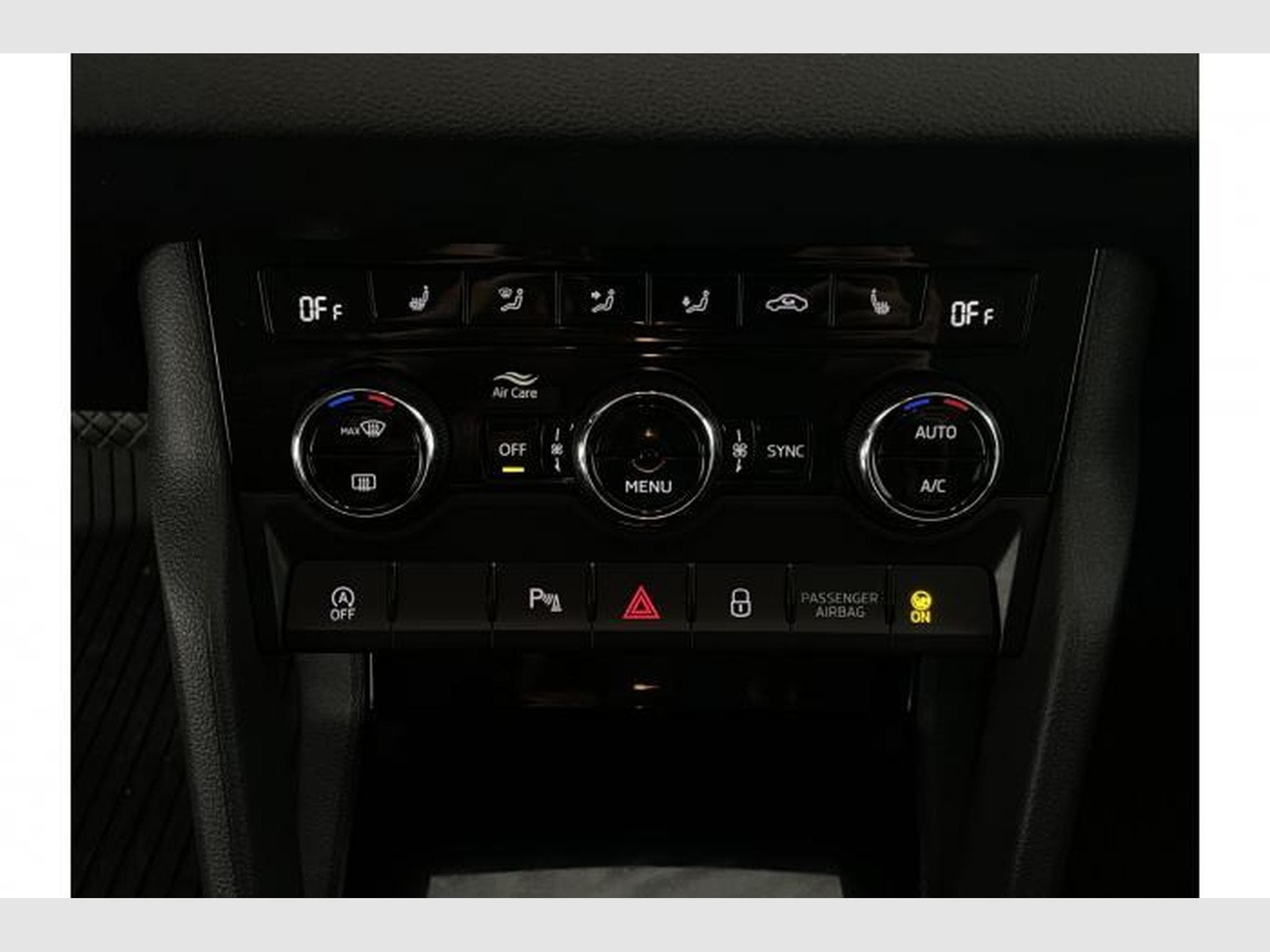 Skoda Karoq Selection (2025) - Foto 20