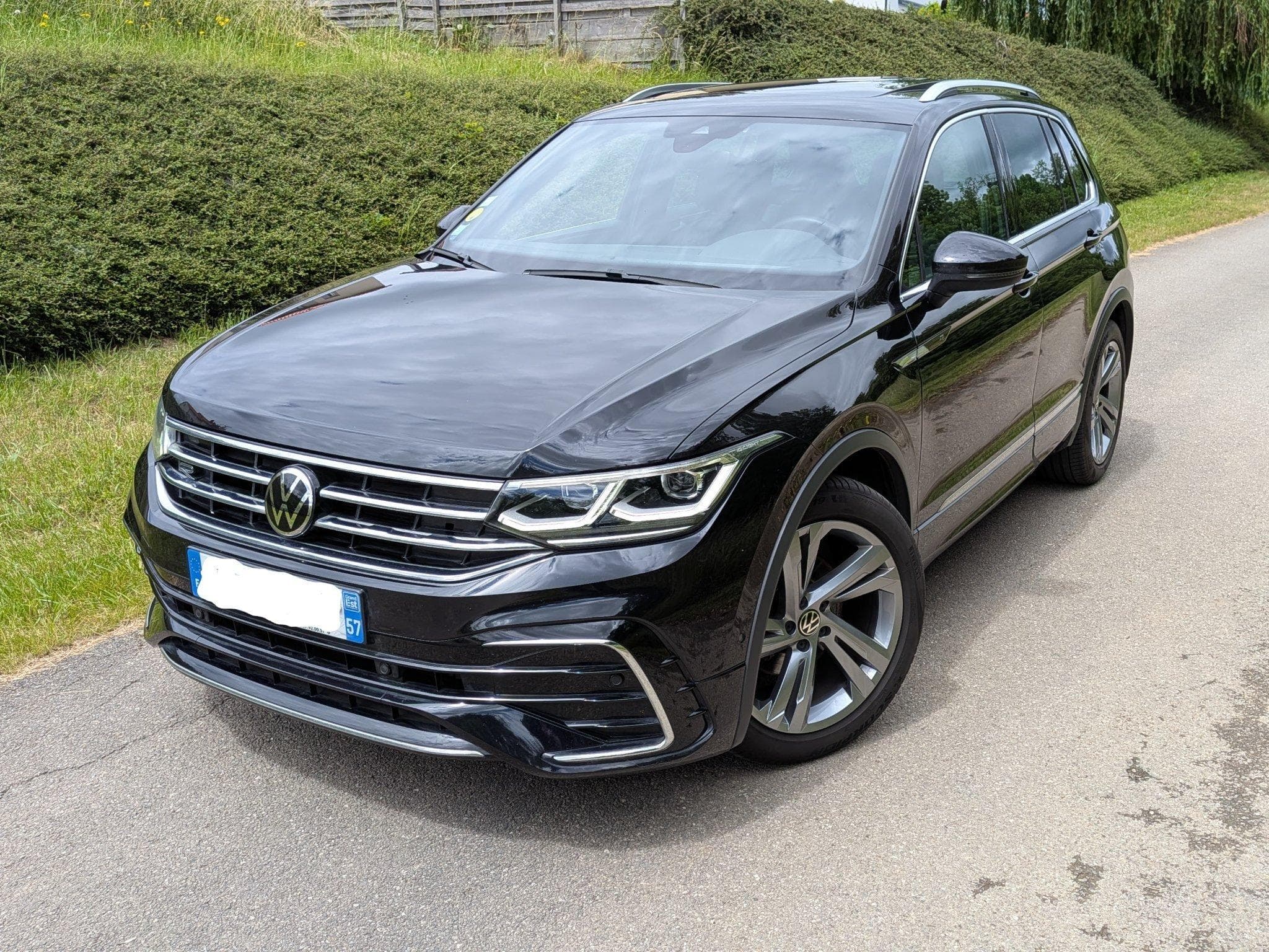 VW Tiguan Tiguan 2.0 TDI 150 DSG7 R-Line Toit pano (2024) - Foto 1
