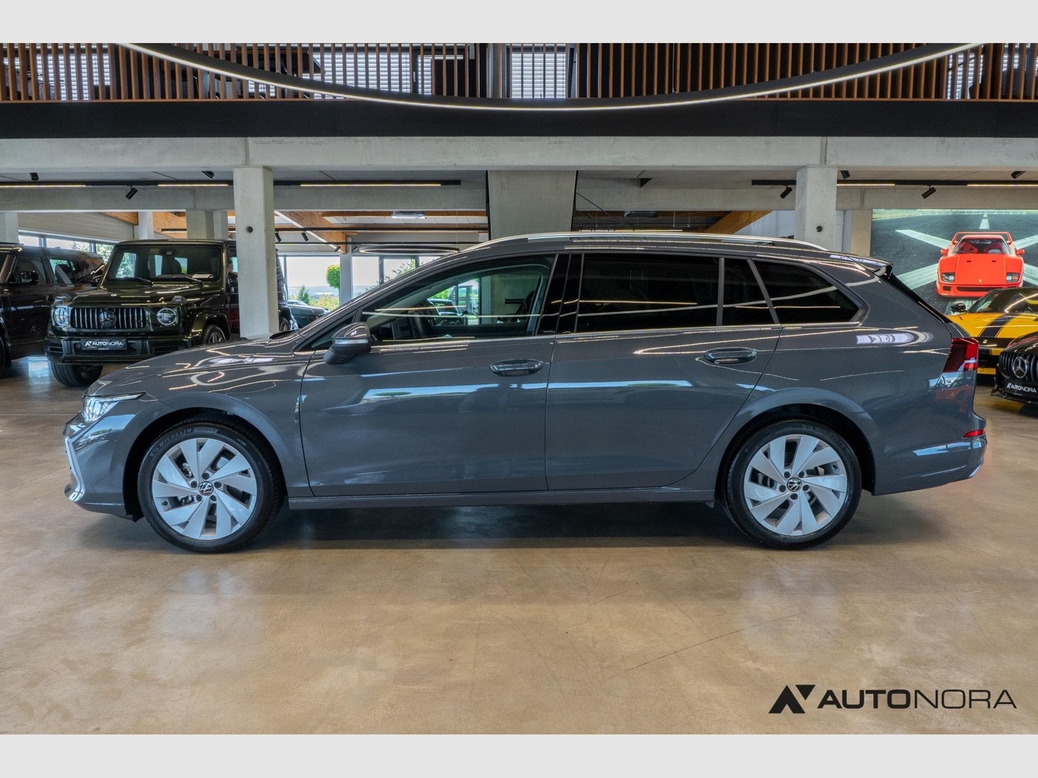 VW Golf VIII 1.5 eTSI Style Variant (2024) - Foto 7