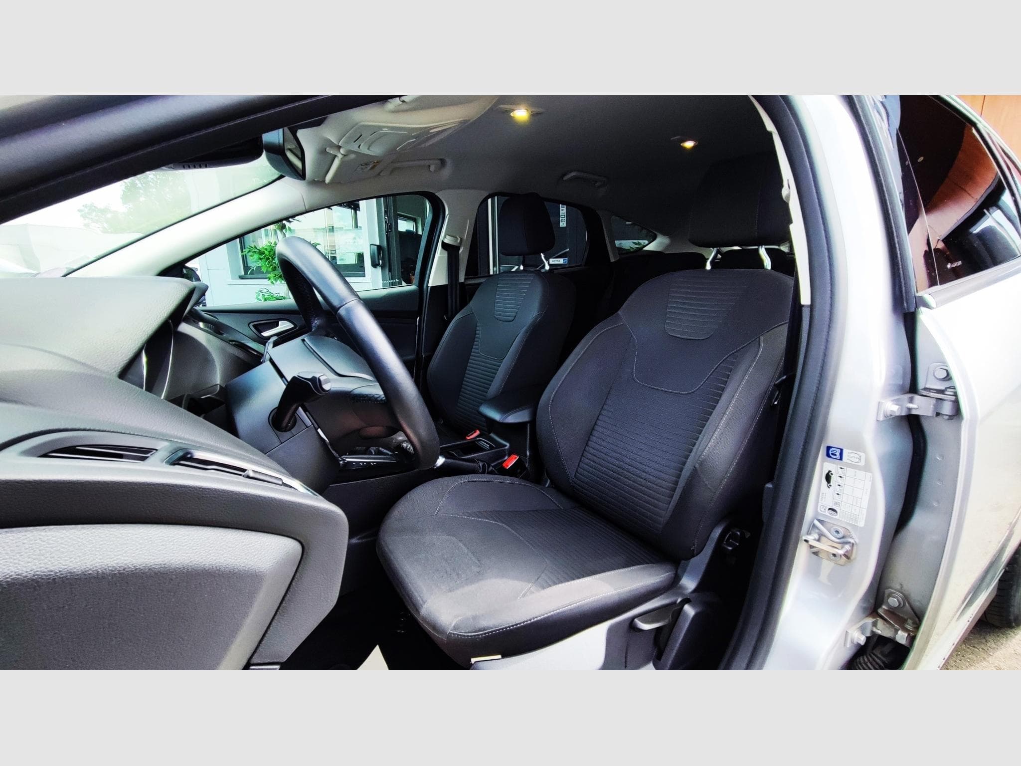 Ford Focus FORD FOCUS 1.0 ECOBOOST 125CH TITANIUM (2017) - Photo 14