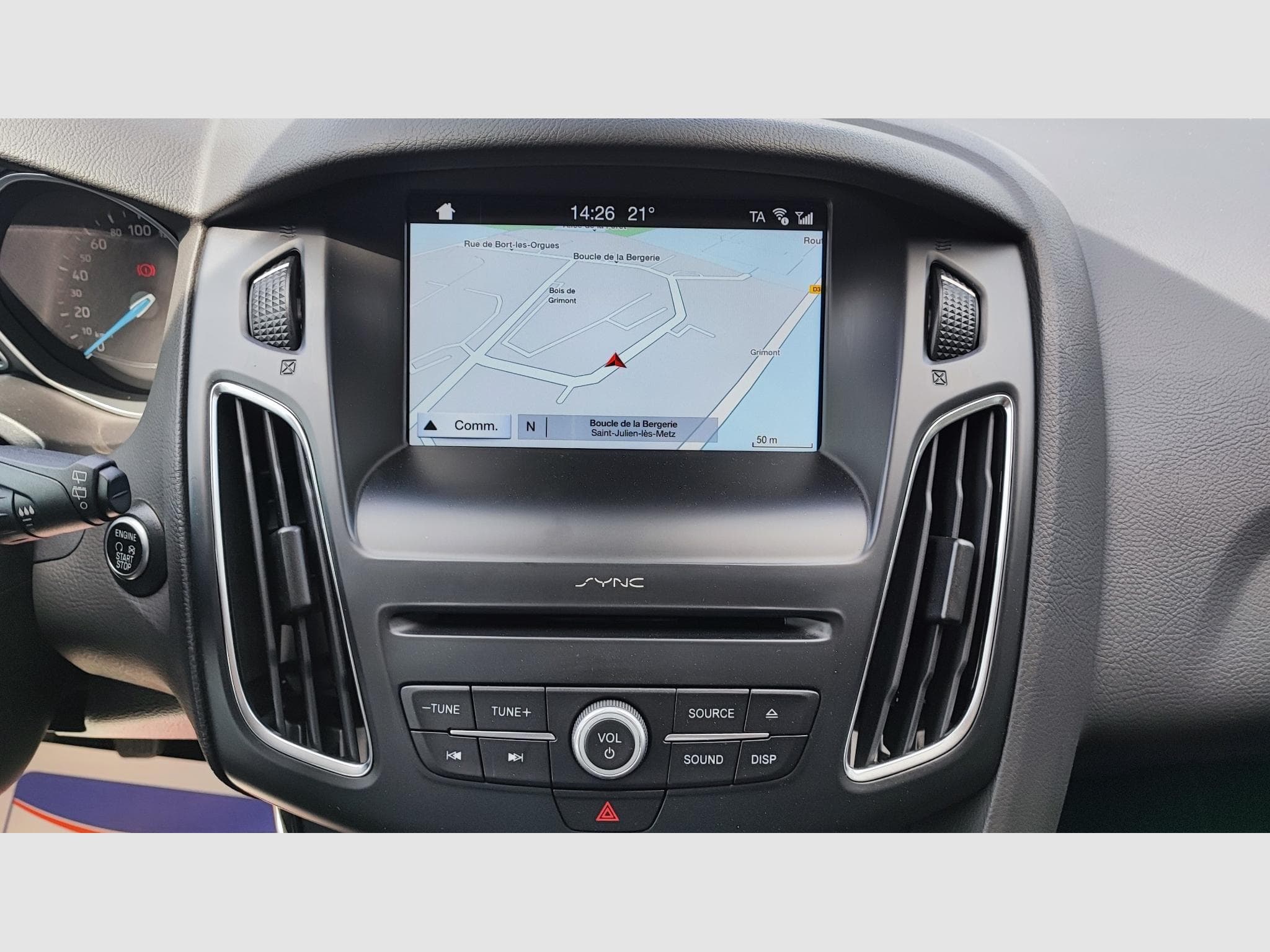 Ford Focus FORD FOCUS 1.0 ECOBOOST 125CH TITANIUM (2017) - Photo 17