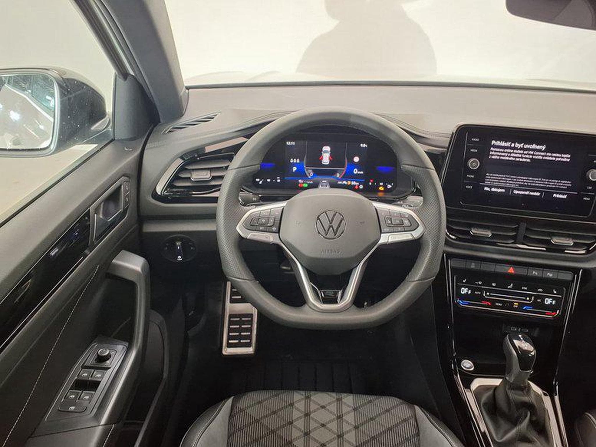 VW T-Roc R-Line 1.5 TSI 7-Gang-DSG (2026) - Foto 12