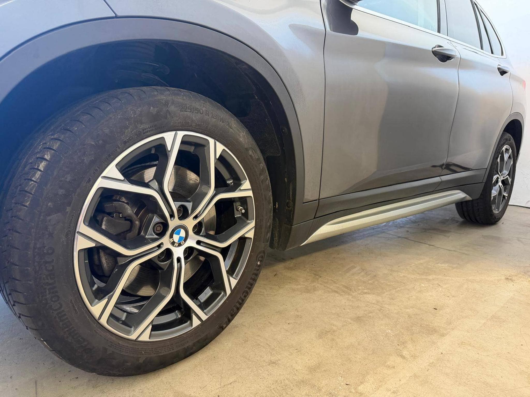 BMW X1 xDrive 20 i xLine (2020) - Foto 7
