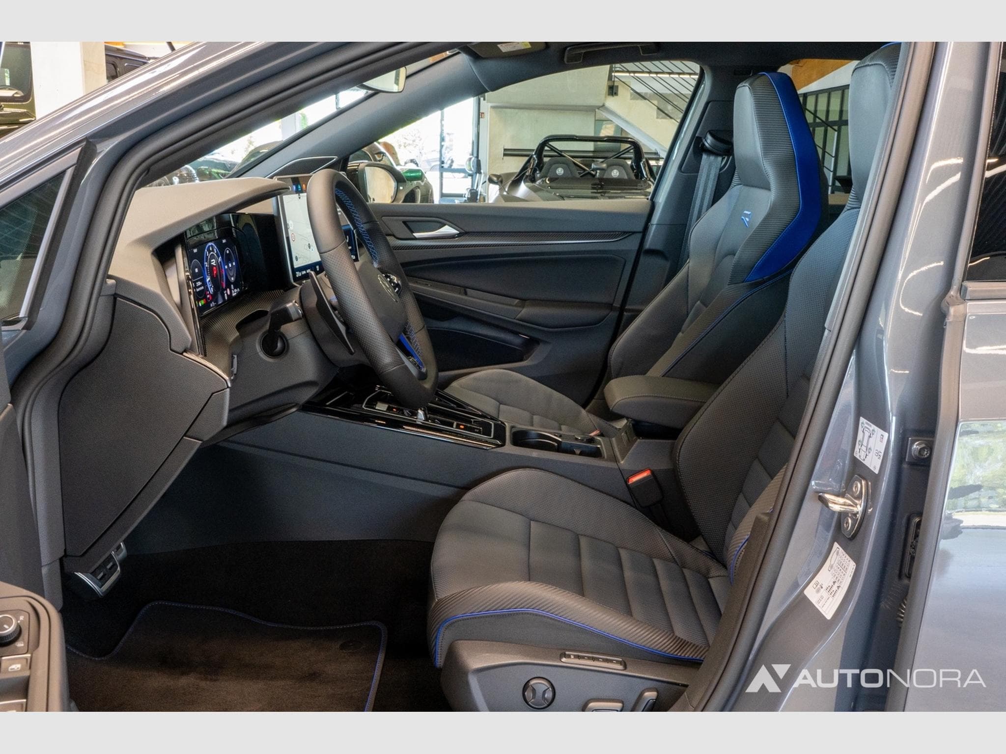 VW Golf Golf VIII R (2026) - Photo 11