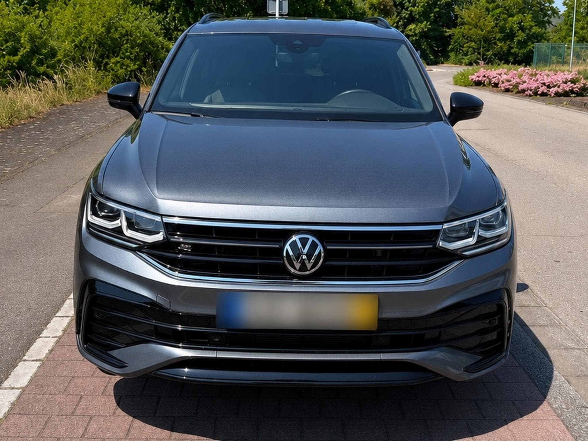 VW Tiguan Allspace R-Line 2.0 TDI 4Motion (2023) - Photo 1