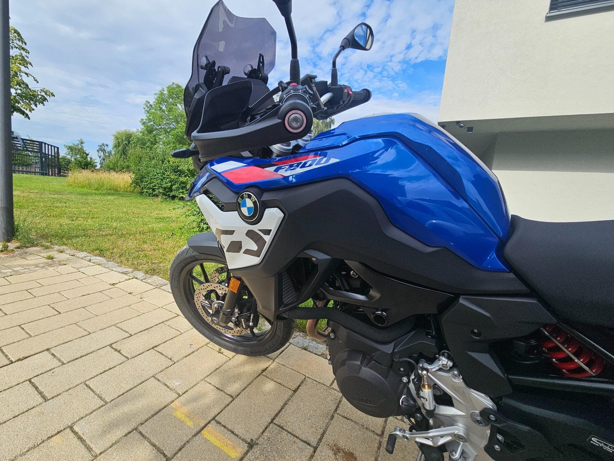 BMW F 800 GS (2025) - Photo 3