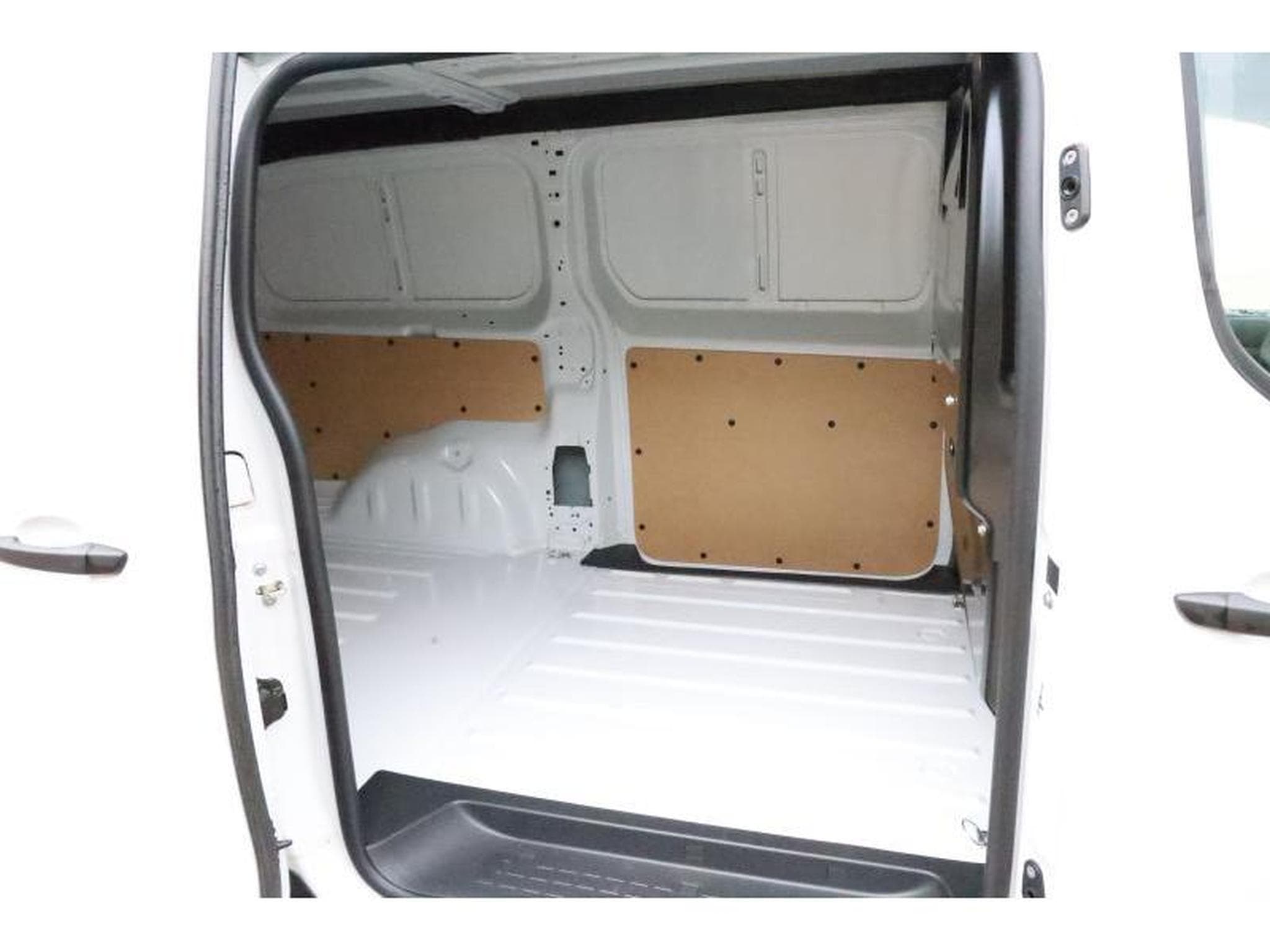 Fiat Scudo 144 L3 eCall Temp HFT180° PDC NSW 3S (2025) - Foto 15