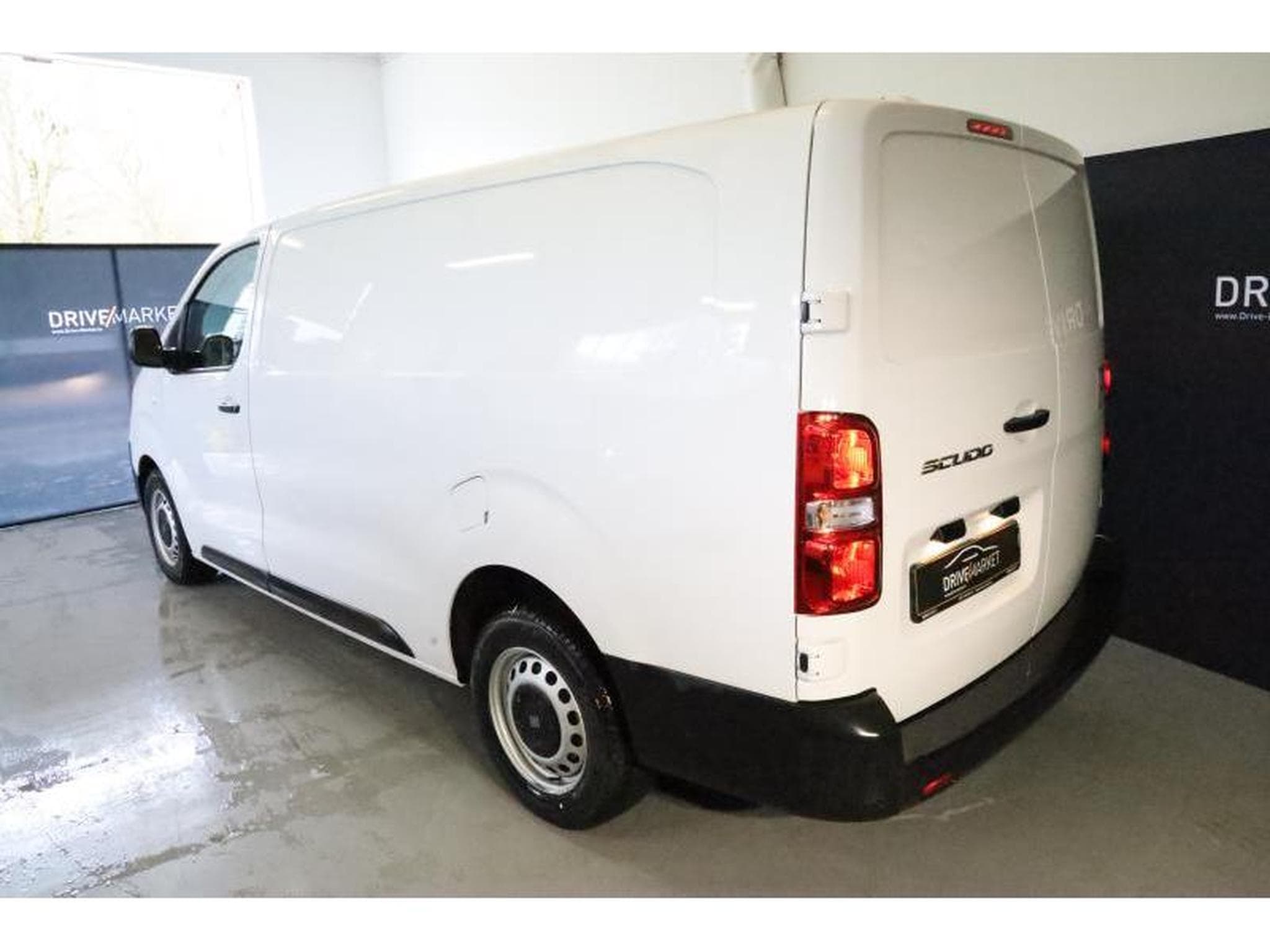 Fiat Scudo 144 L3 eCall Temp HFT180° PDC NSW 3S (2025) - Foto 18