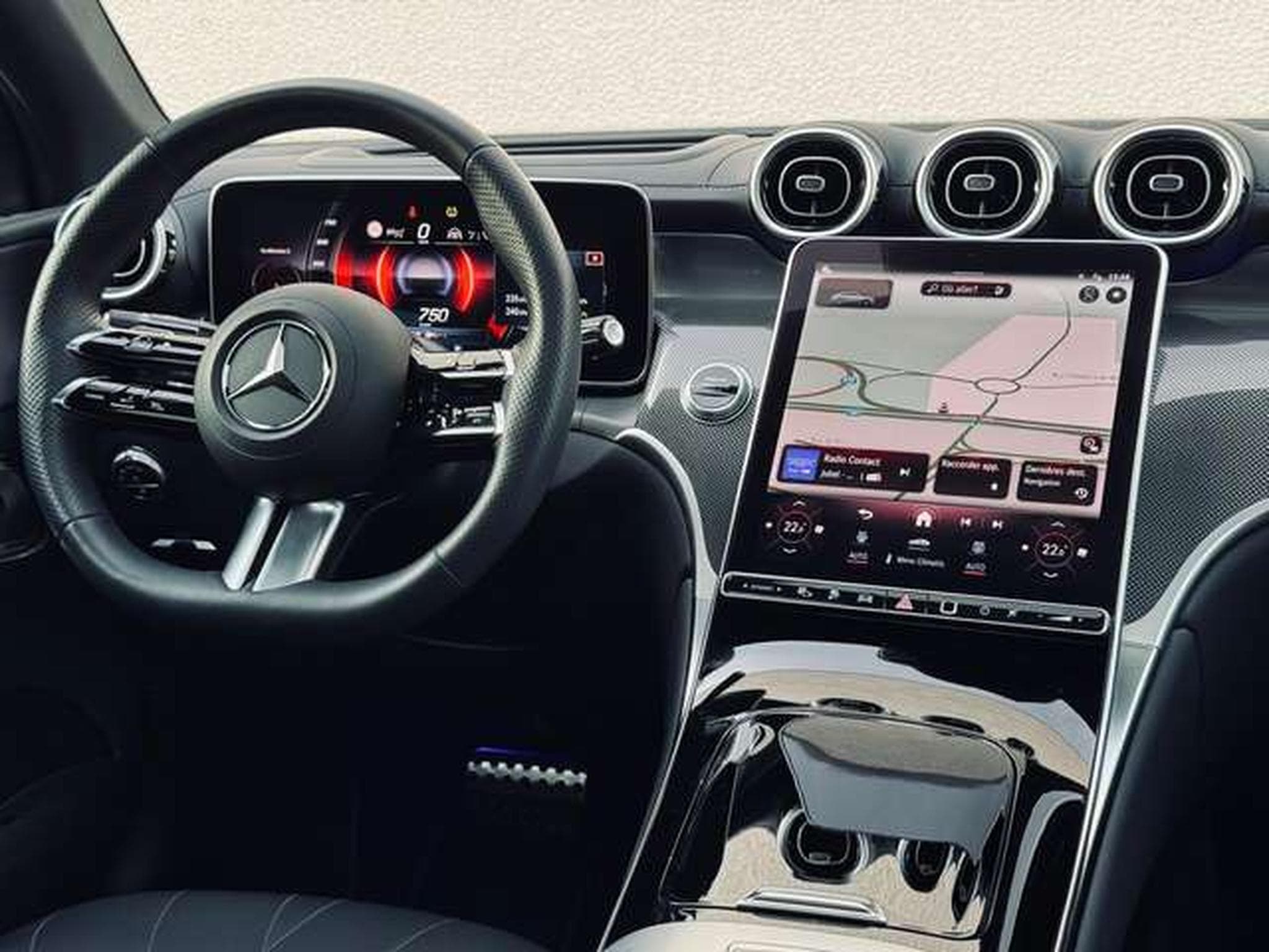 Mercedes GLC 300 GLC Coupé 300 de PHEV AMG Line (245 kW) (2024) - Foto 10