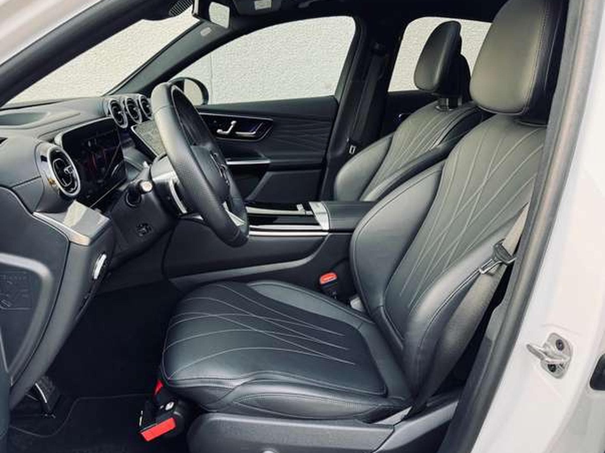 Mercedes GLC 300 GLC Coupé 300 de PHEV AMG Line (245 kW) (2024) - Foto 13