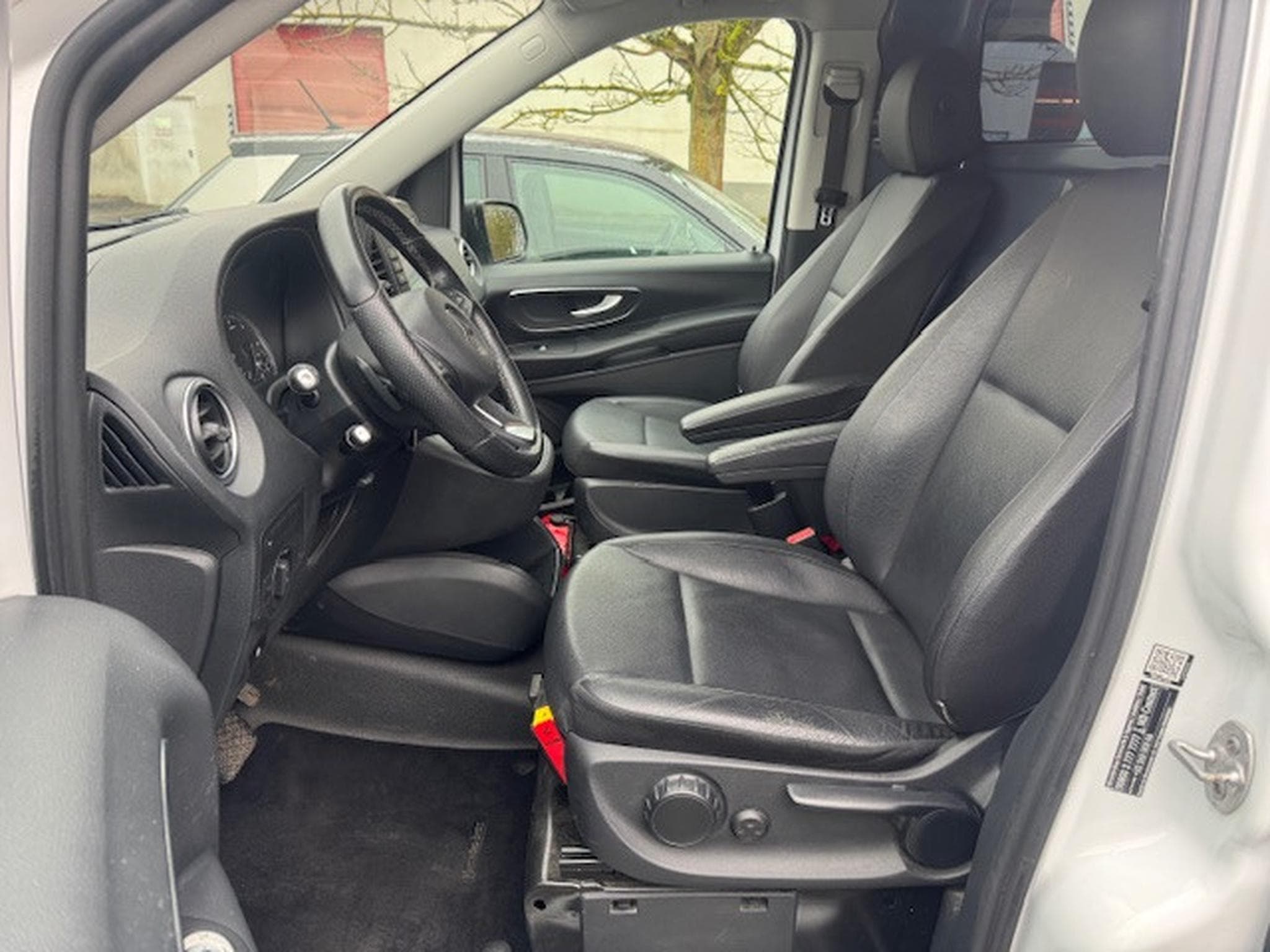 Mercedes Vito MERCEDES VITO 119 CDI LED AHK STANDHEIZUNG SHZ NAVI MFL (2019) - Photo 13