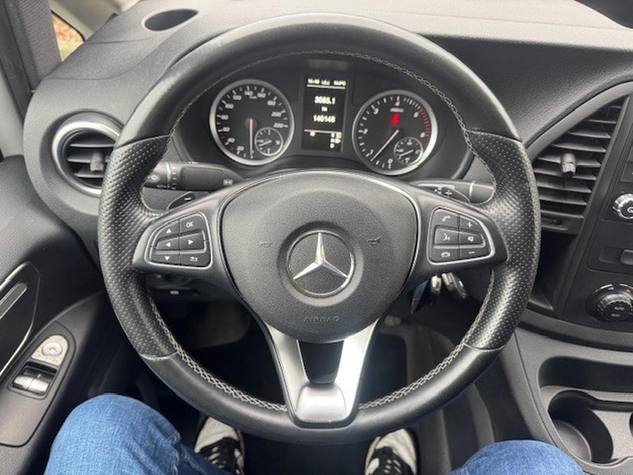 Mercedes Vito MERCEDES VITO 119 CDI LED AHK STANDHEIZUNG SHZ NAVI MFL (2019) - Photo 17