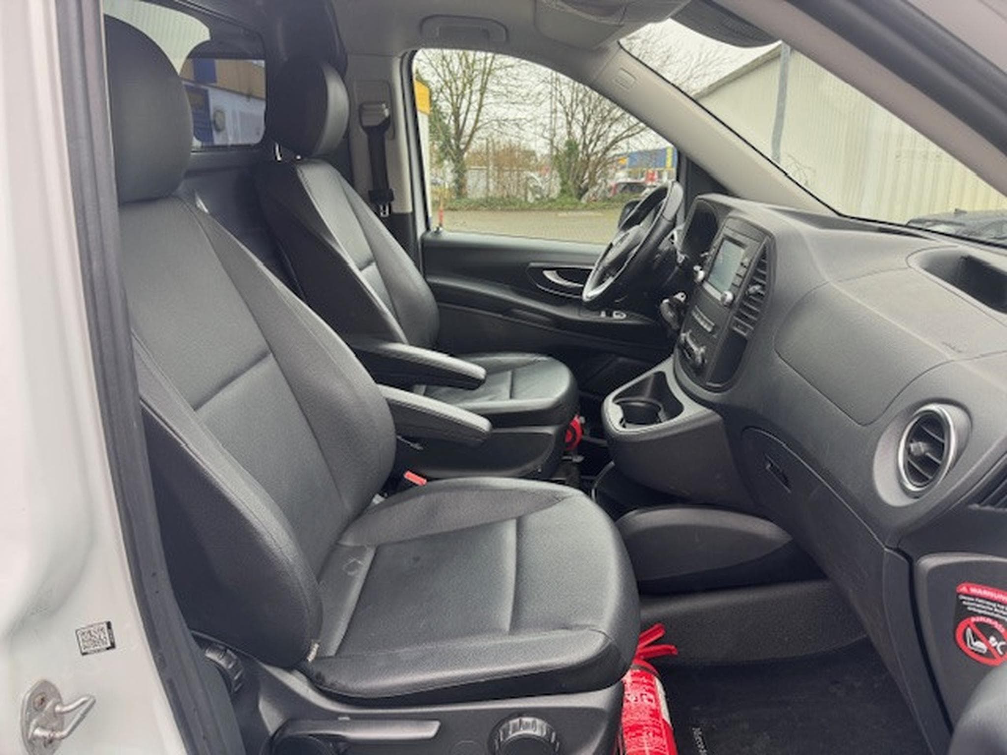 Mercedes Vito MERCEDES VITO 119 CDI LED AHK STANDHEIZUNG SHZ NAVI MFL (2019) - Photo 4