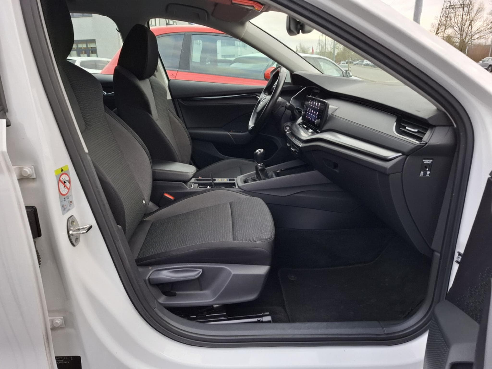 Skoda Octavia 2.0 TDI 116 COMBI AMBITION LED (2020) - Foto 8