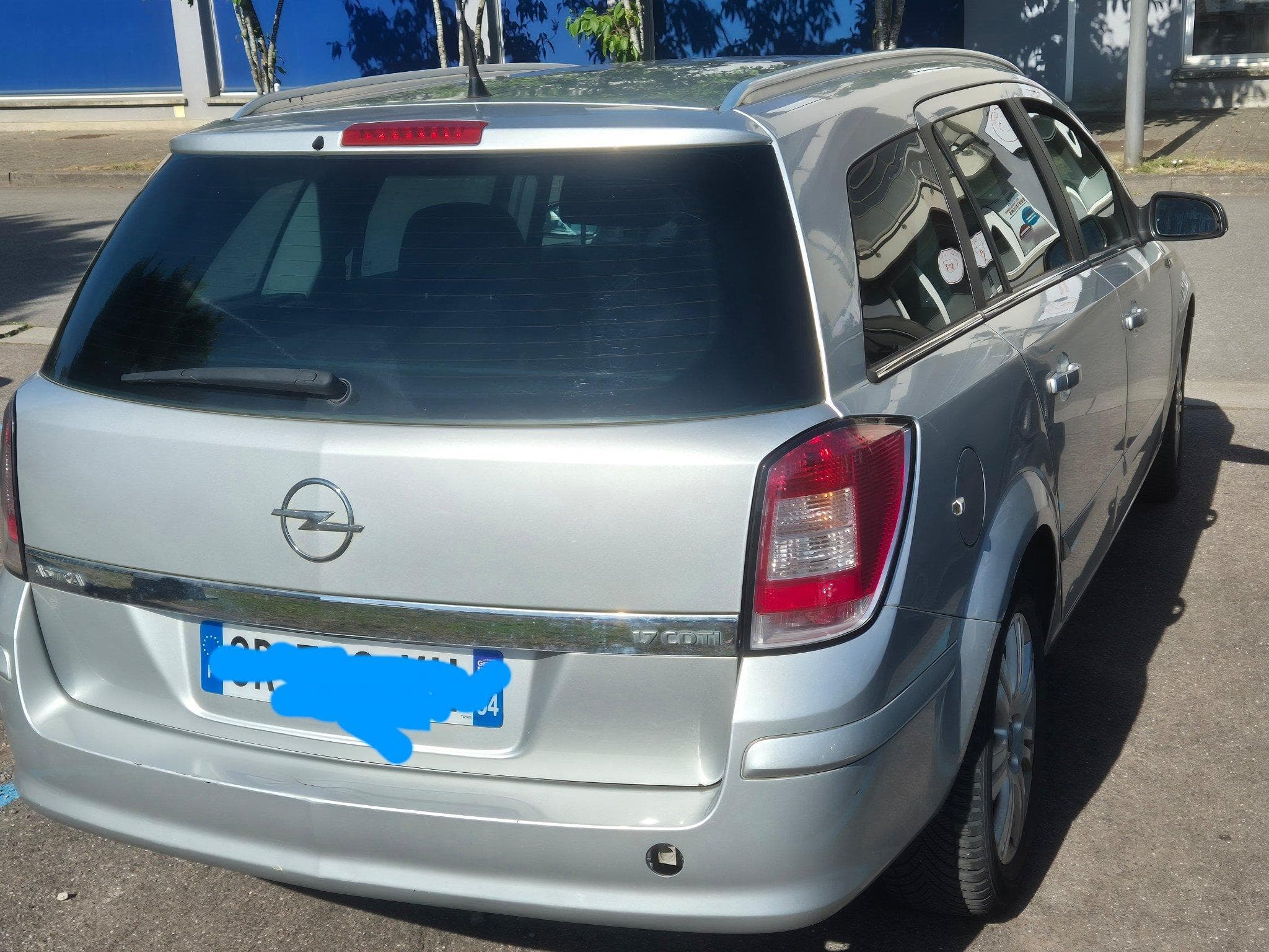 Opel Astra 1.7 cdti (2007) - Foto 3