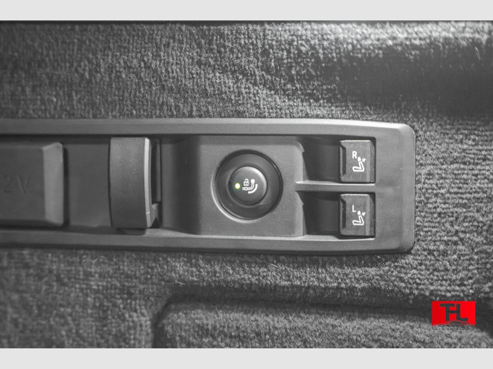BMW iX 50 xDrive Sport Sky/HK/Laser/2Axle... (2022) - Photo 13