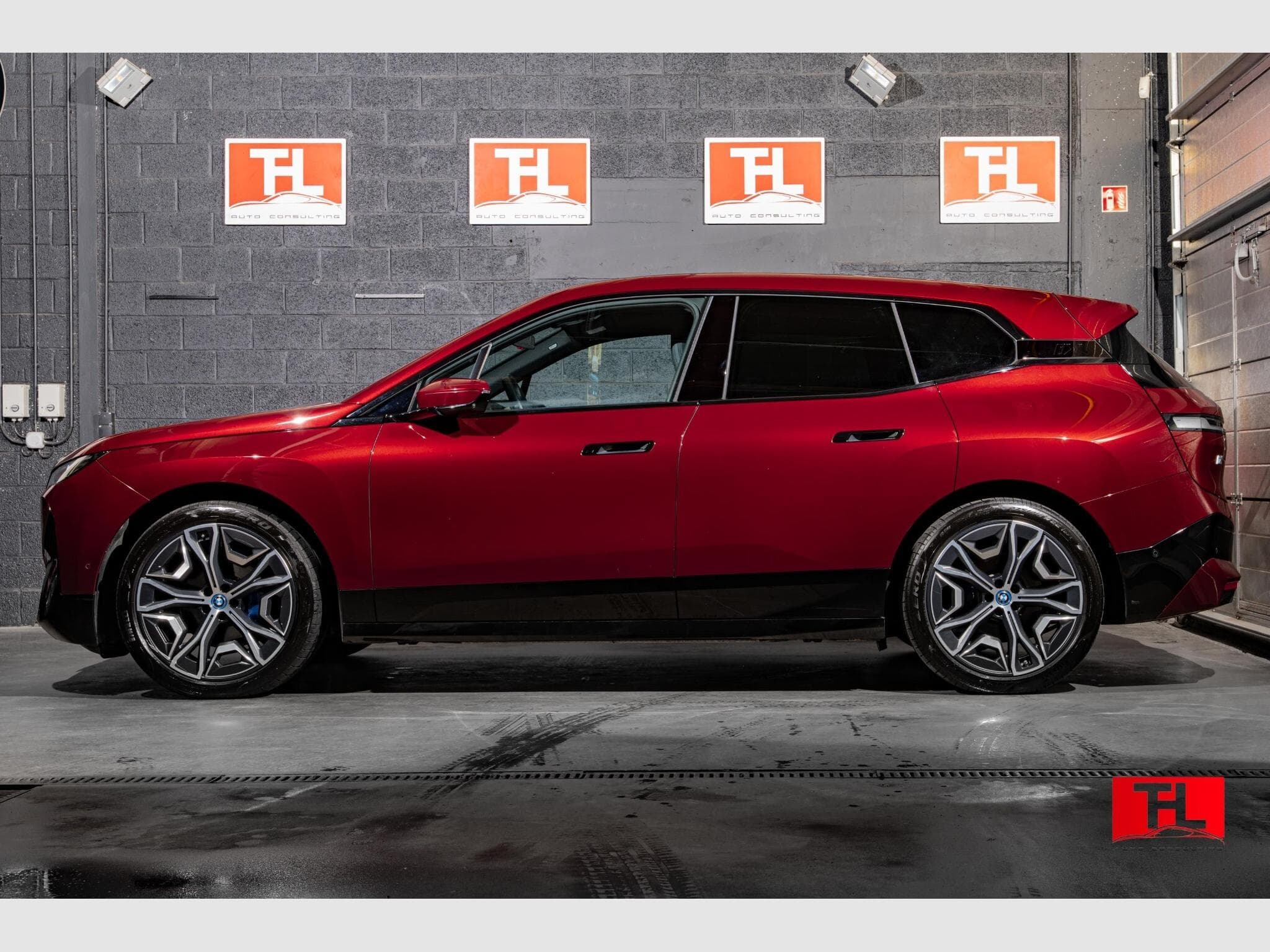 BMW iX 50 xDrive Sport Sky/HK/Laser/2Axle... (2022) - Photo 2