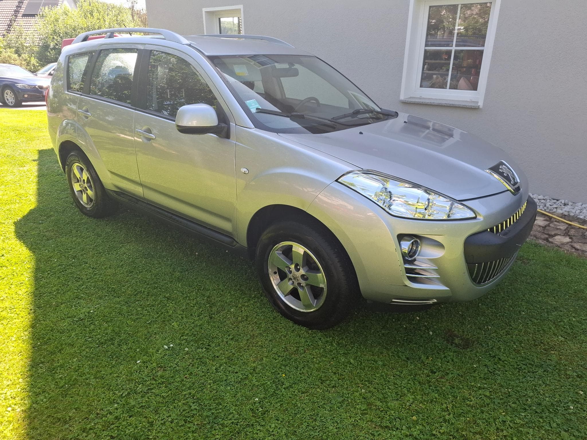 Peugeot 4007 2.2 7Sitzer (2008) - Foto 3