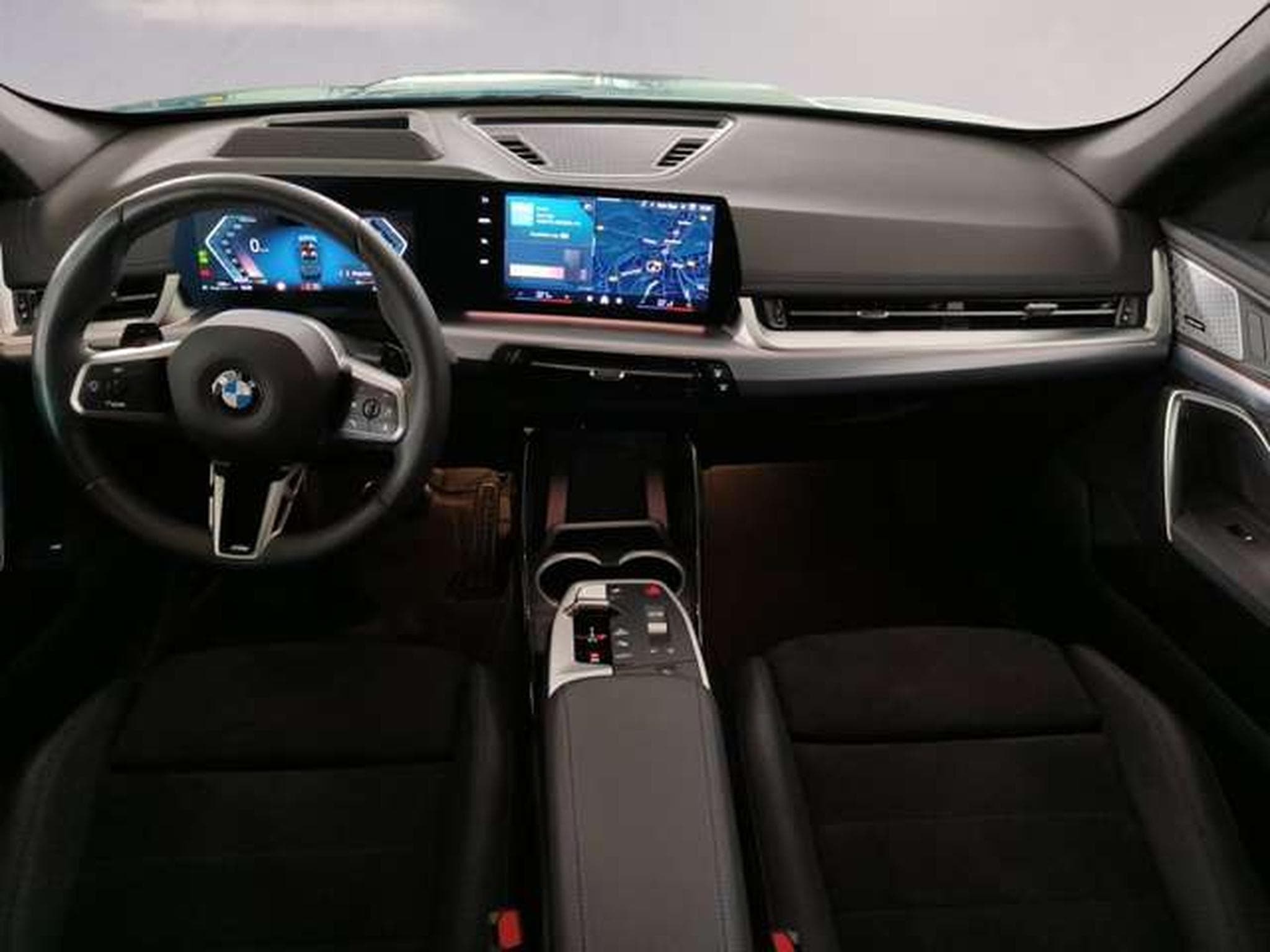 BMW X1 xDrive20d Head-Up HK HiFi DAB (2025) - Photo 7