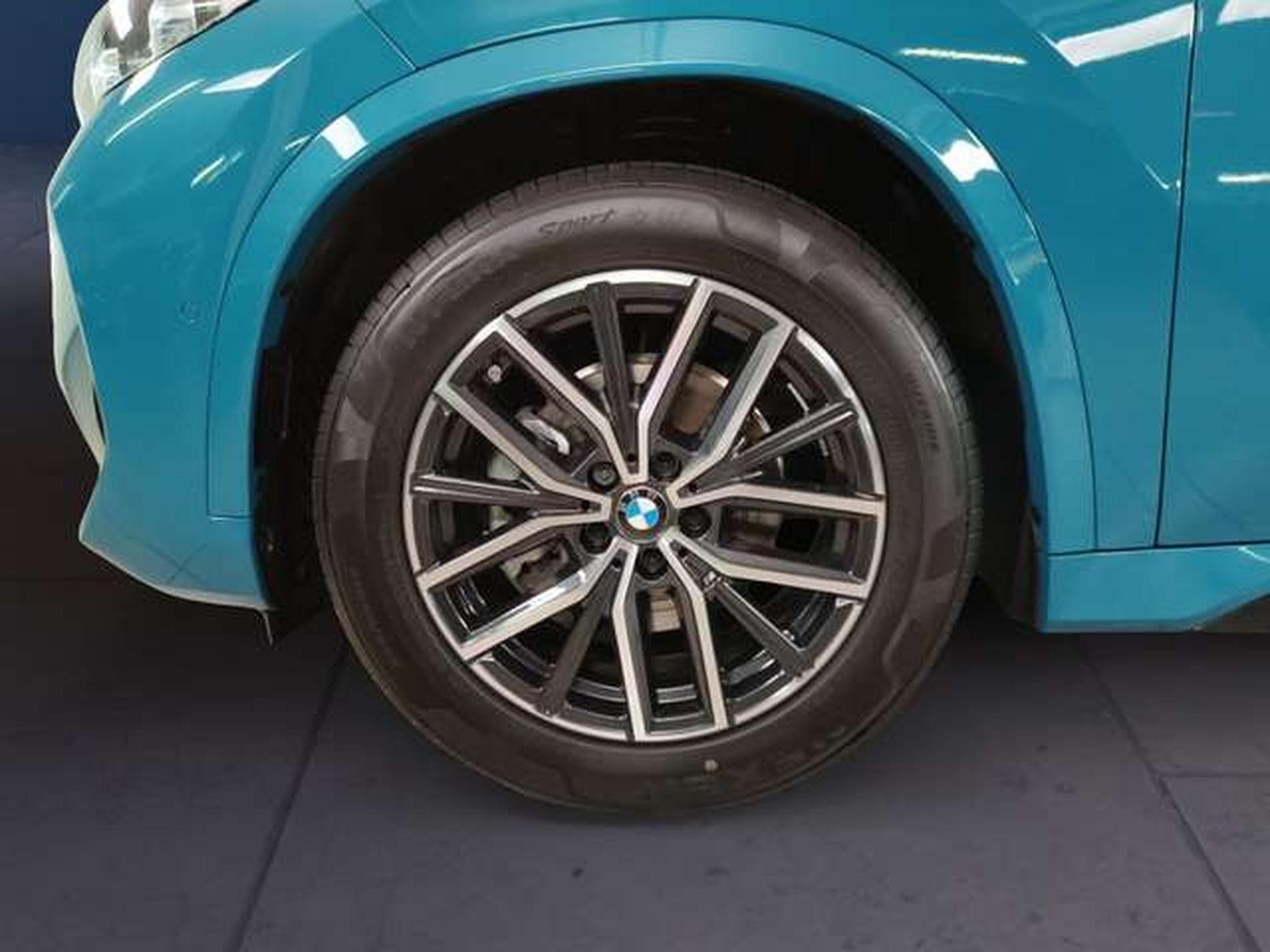 BMW X1 xDrive20d Head-Up HK HiFi DAB (2025) - Photo 8