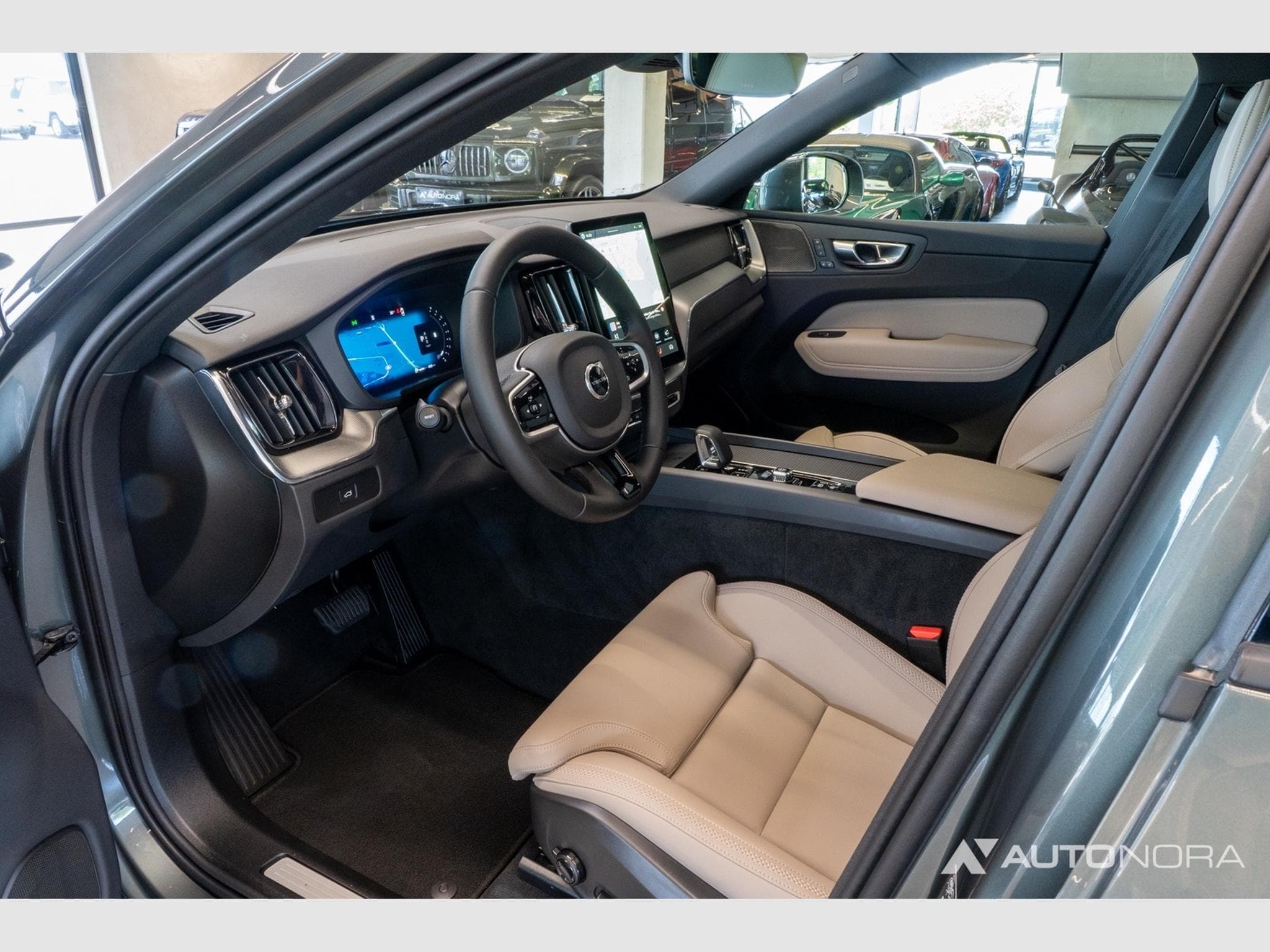 Volvo XC60 Core B5 AWD (2026) - Photo 12
