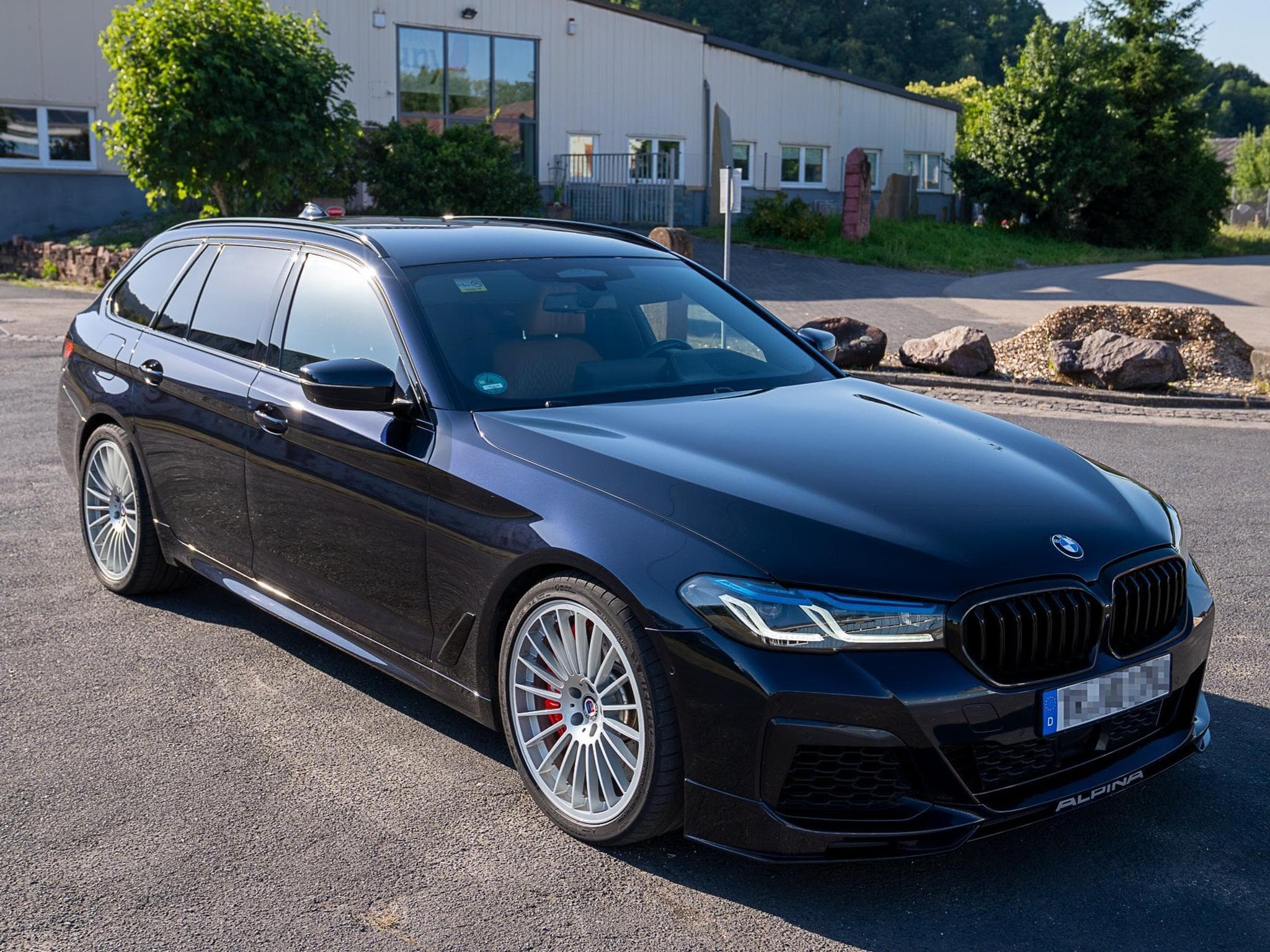 BMW 540 540i xDrive M Sport Individual (2020) - Photo 3