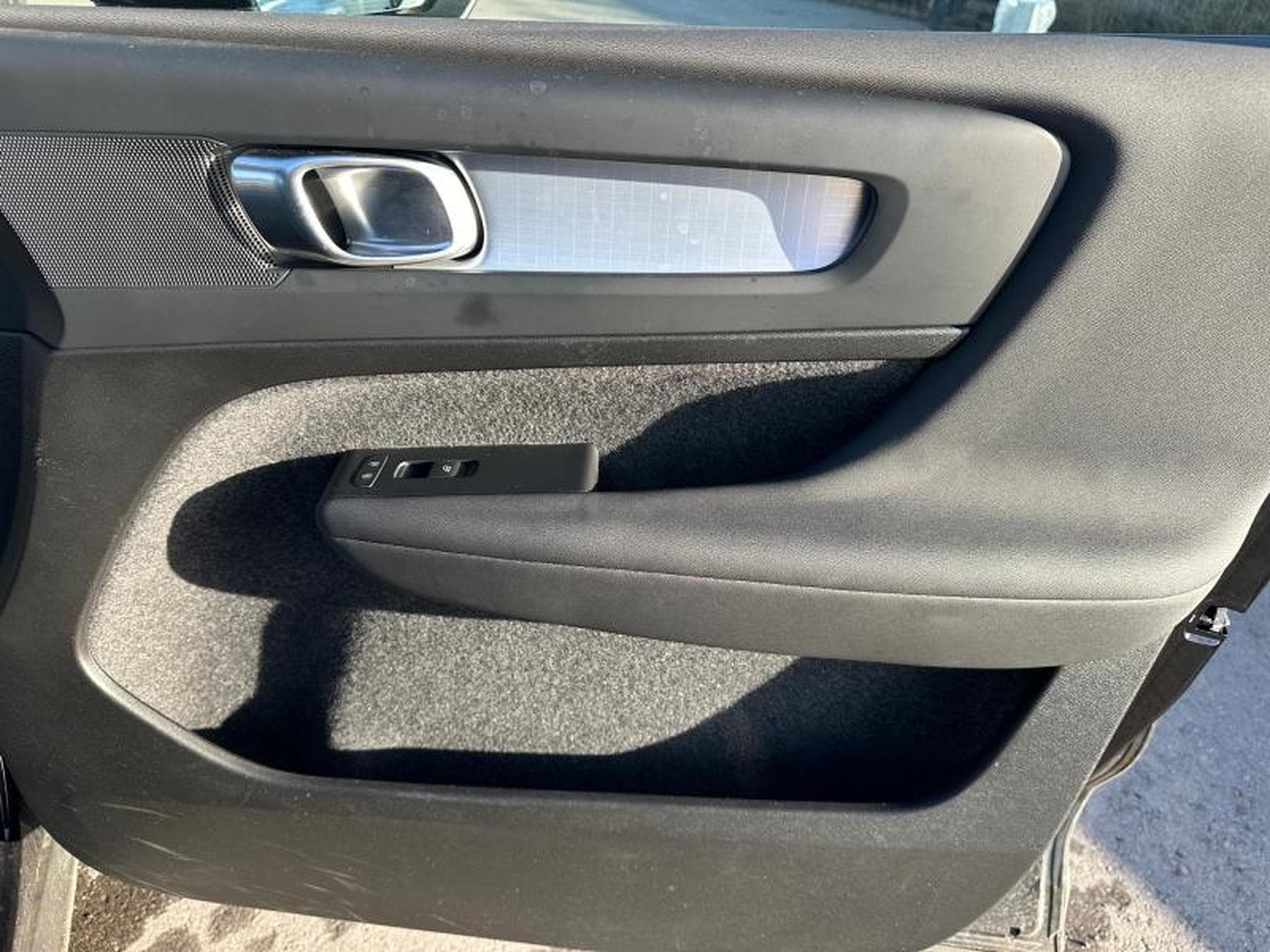 Volvo XC40 B3 Core / Essence (2024) - Photo 20