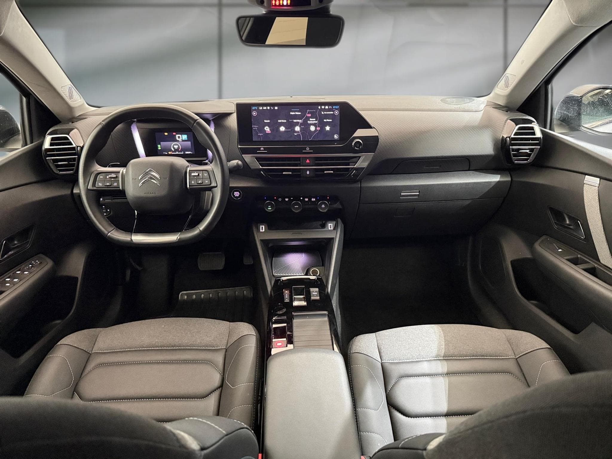 Citroën C4 X -42% 1.5 HDI 130cv BVA +GPS+CAM360+LED+Options (2024) - Photo 6