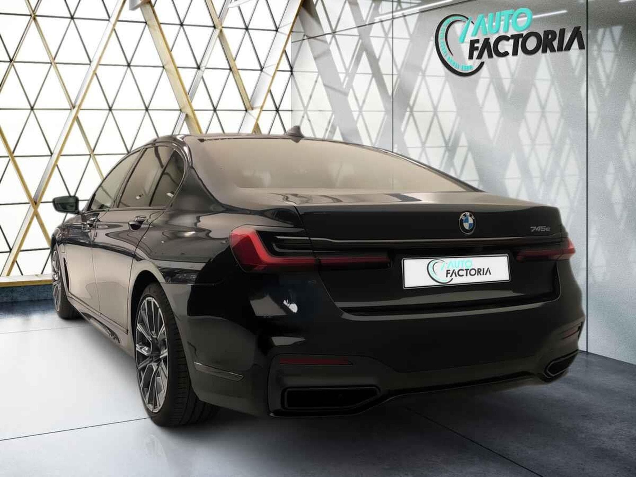 BMW Série 7 -56% 745E Hyb 394cv BVA8 M Sport+T.PANO+Options (2021) - Foto 4