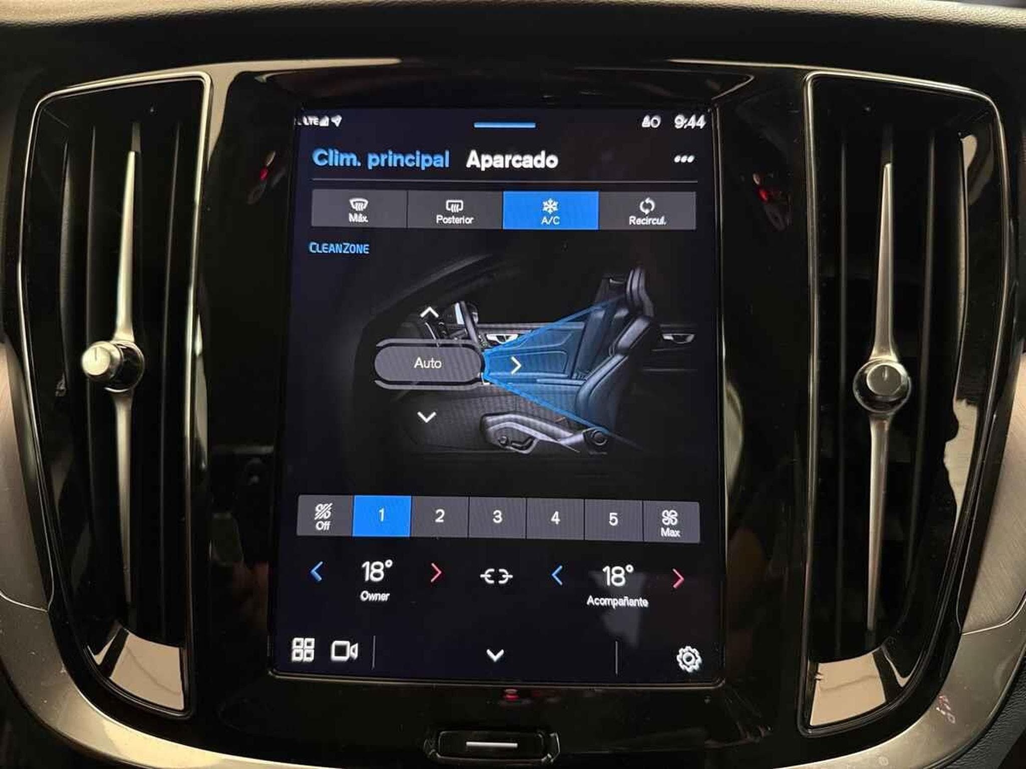 Volvo S60 -46% B4 MHEV 197cv BVA +GPS+CAM+LED+Options (2024) - Foto 13