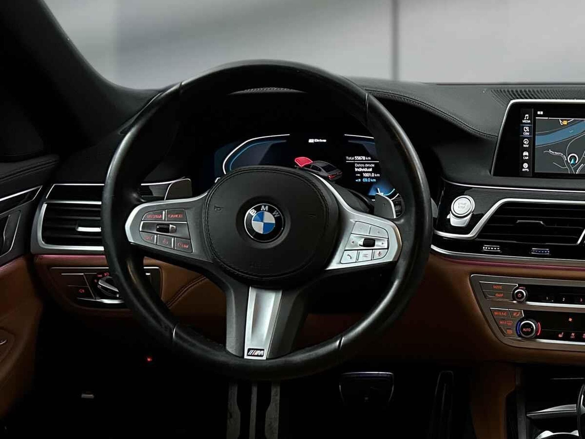 BMW Série 7 -59% 745E Hyb 394cv BVA8 M Sport+T.PANO+Options (2021) - Foto 9