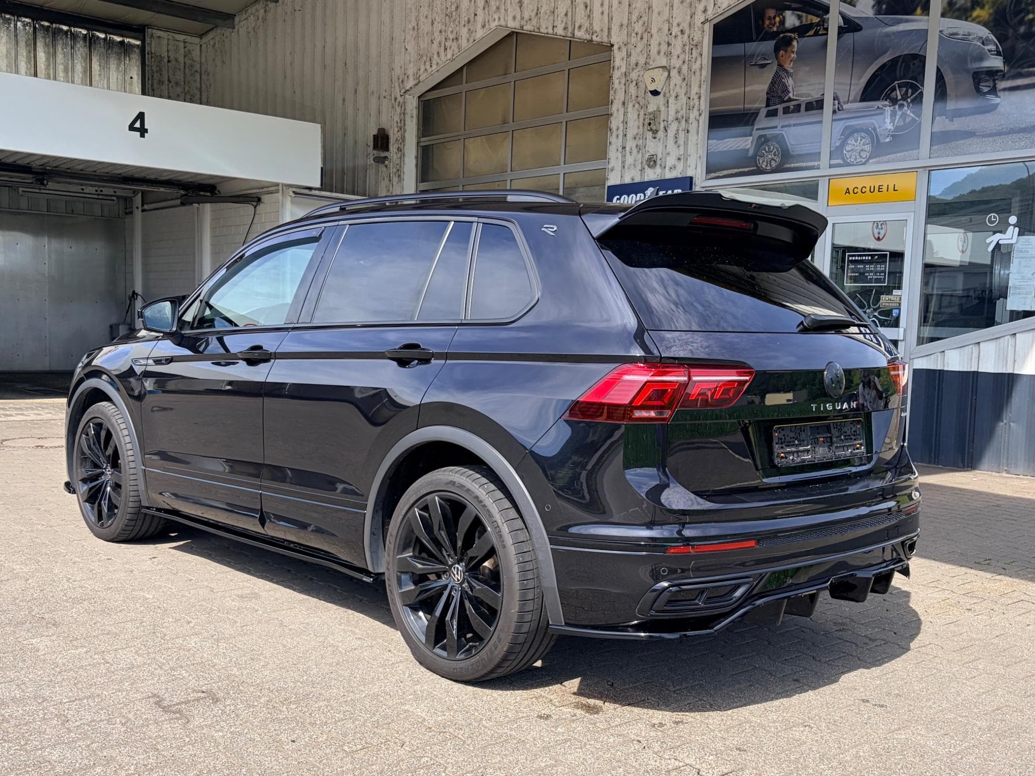 VW Tiguan R-line (2022) - Foto 2