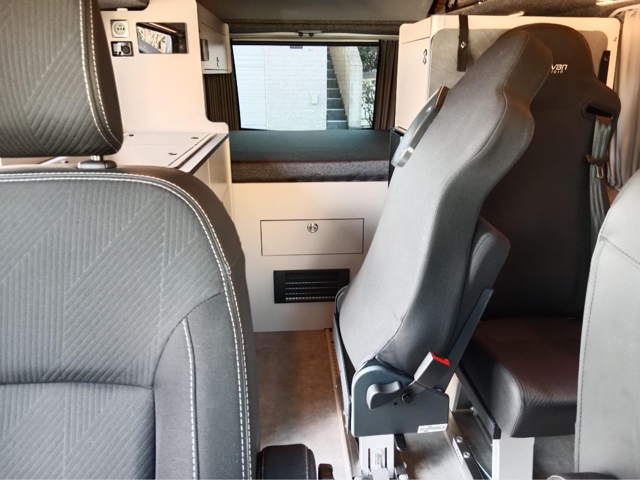 Renault Trafic (2025) - Photo 2