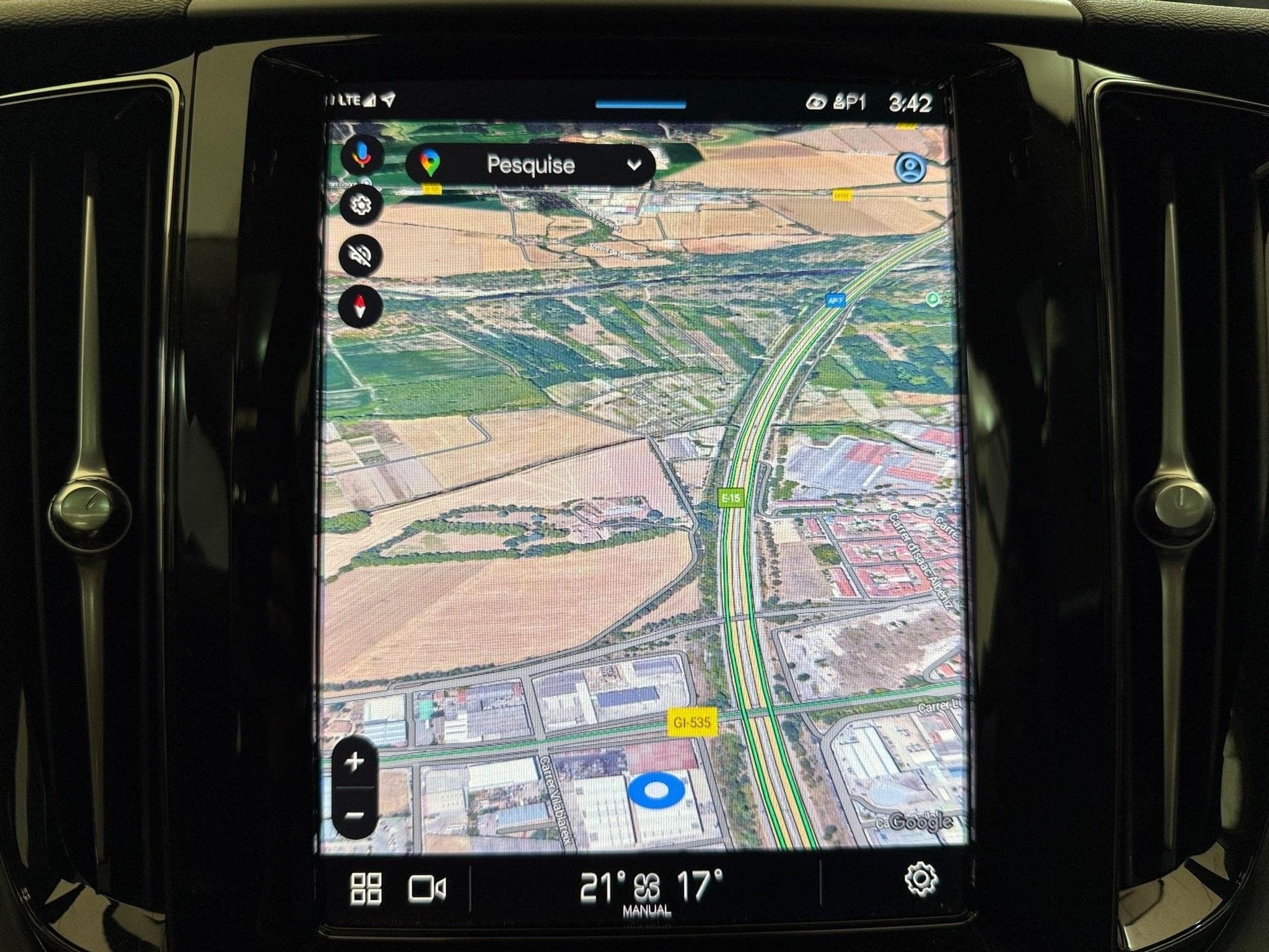 Volvo XC60 -40% T6 PHEV 350cv BVA8 4X4 +T.PANO+GPS+Options (2024) - Foto 12