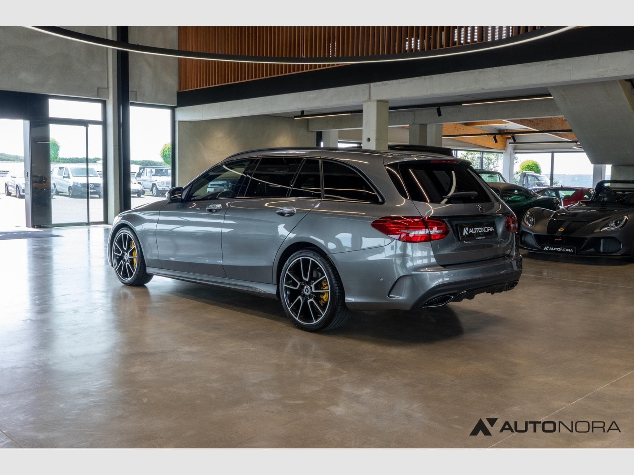 Mercedes C 300 C 300 d T-Modell AMG Line 4Matic (2019) - Photo 2