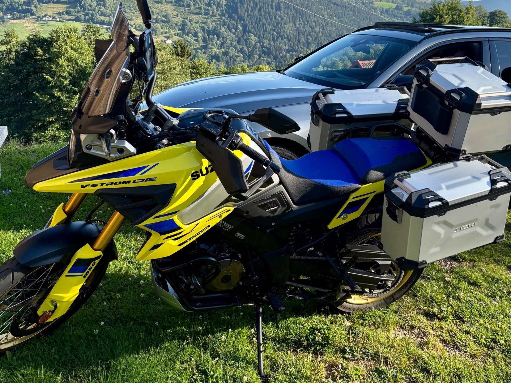 Suzuki V-Strom 1050DE (2023) - Photo 2