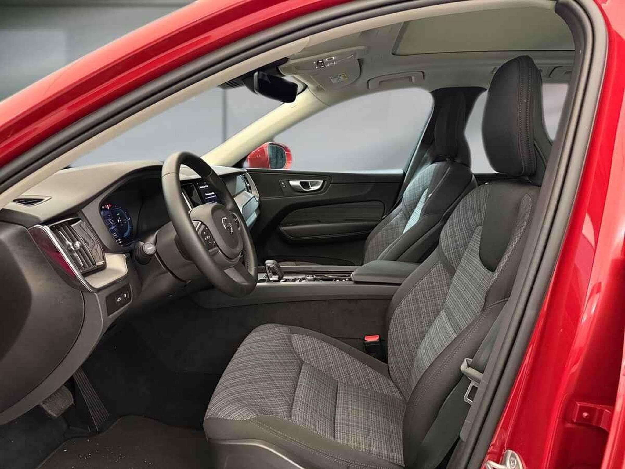 Volvo XC60 -40% T6 PHEV 350cv BVA8 4X4 +T.PANO+GPS+Options (2024) - Foto 7