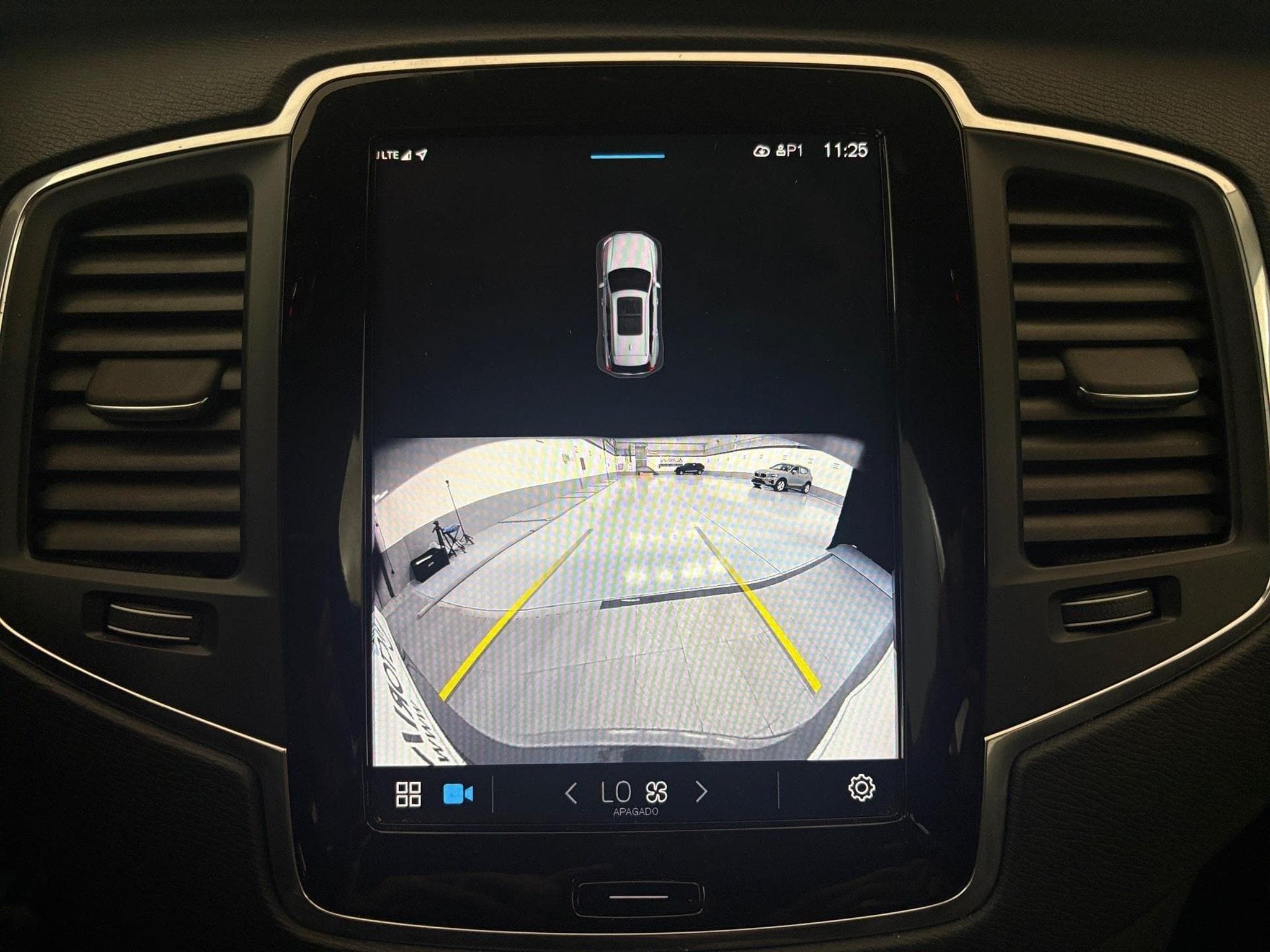 Volvo XC90 -35% T8 PHEV 455cv BVA8 4X4 7PL+GPS+CUIR+Options (2024) - Foto 13