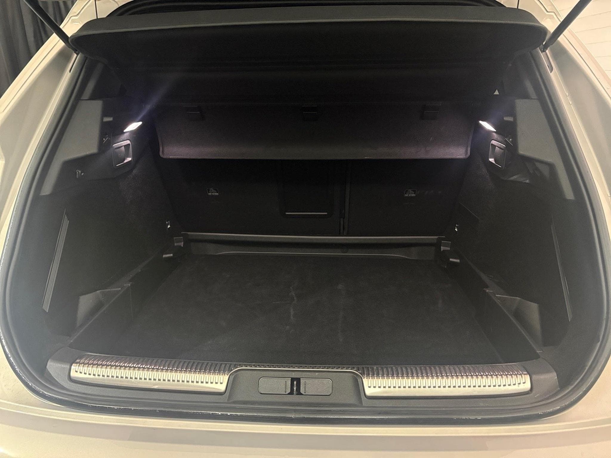 DS Automobiles DS7 -47% 1.6 HYB 225cv BVA Sport+GPS+RADARS+Options (2024) - Foto 5