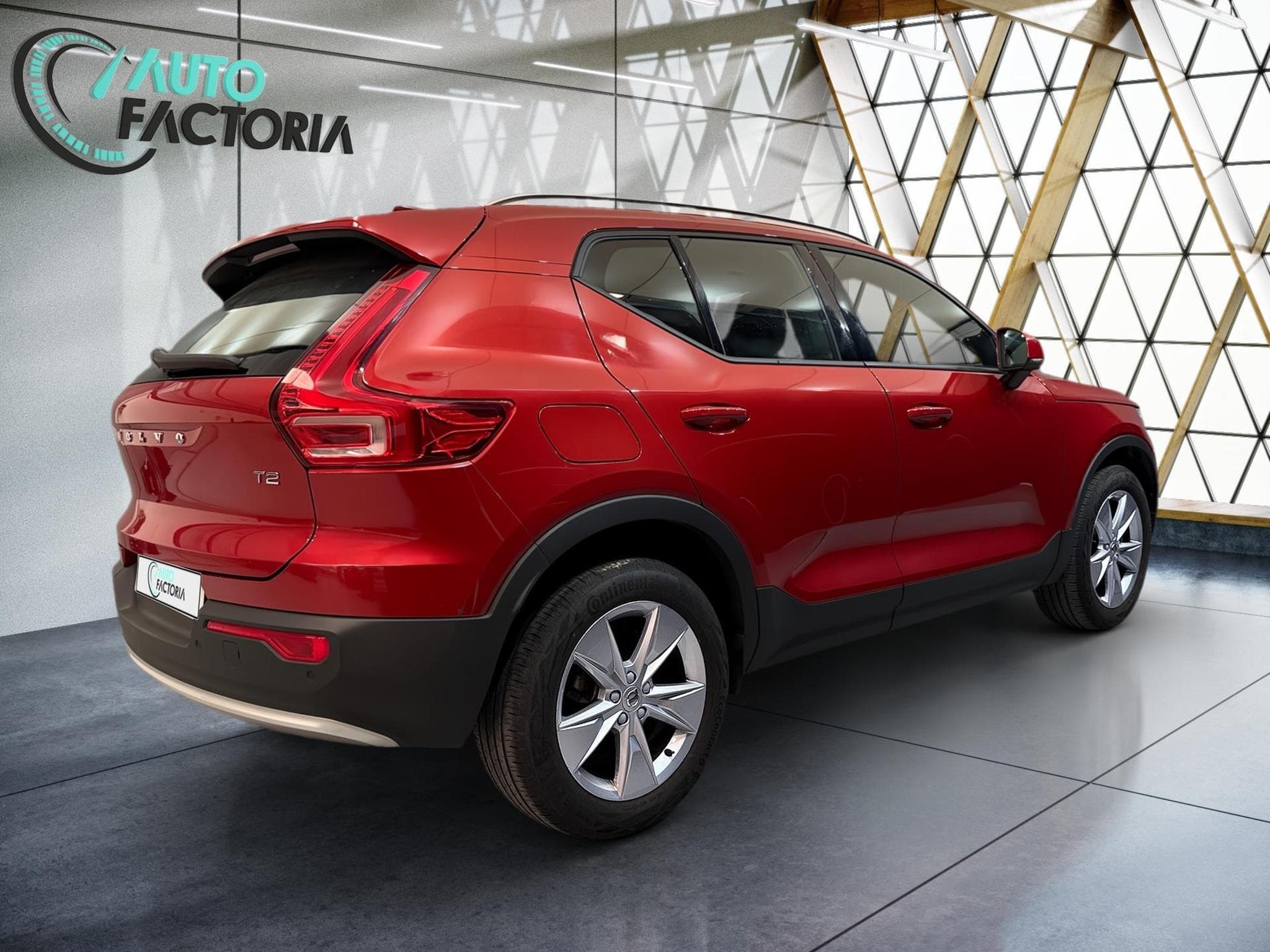 Volvo XC40 -39% T2 129cv BVA+GPS+CAM+LED+HAYON ELEC+Opts (2024) - Foto 3