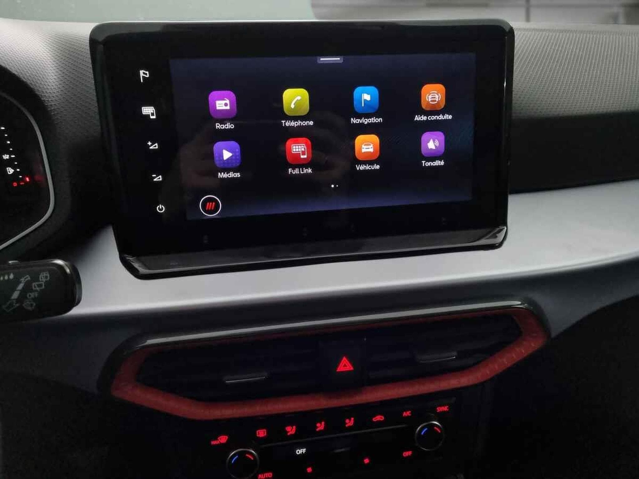 Seat Ibiza -24% 1.0 TSI 115cv FR +GPS+CAM+FULL LED+Options (2025) - Foto 12